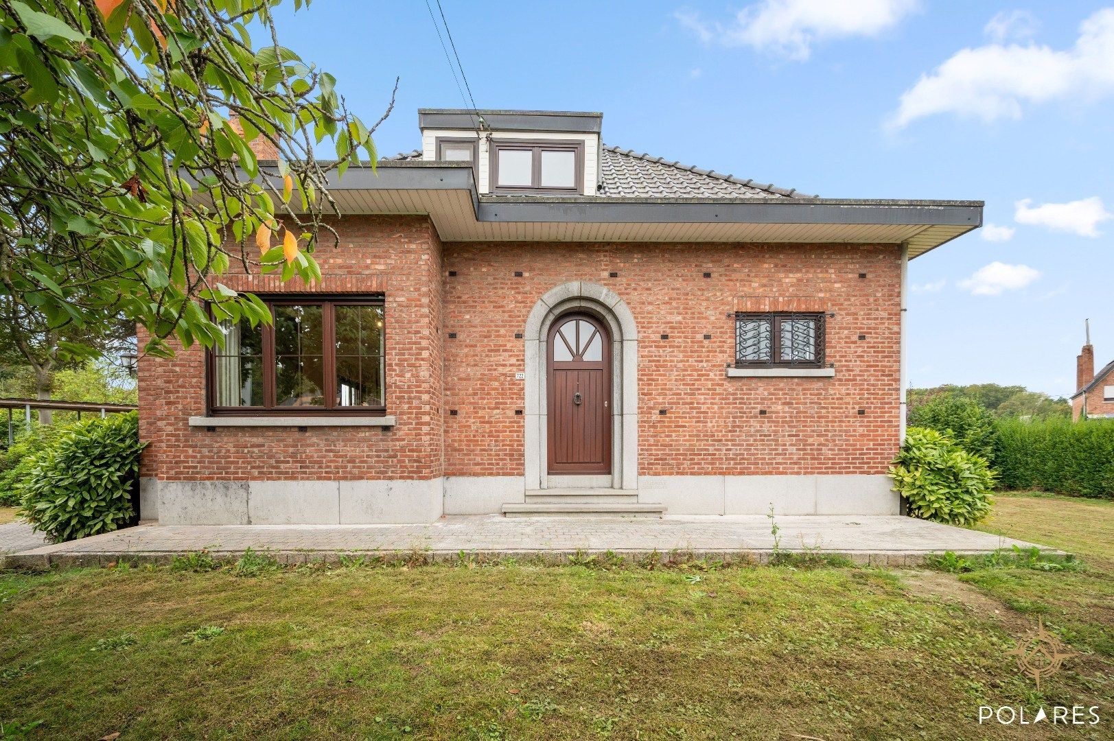 Woning met ruime tuin foto 2