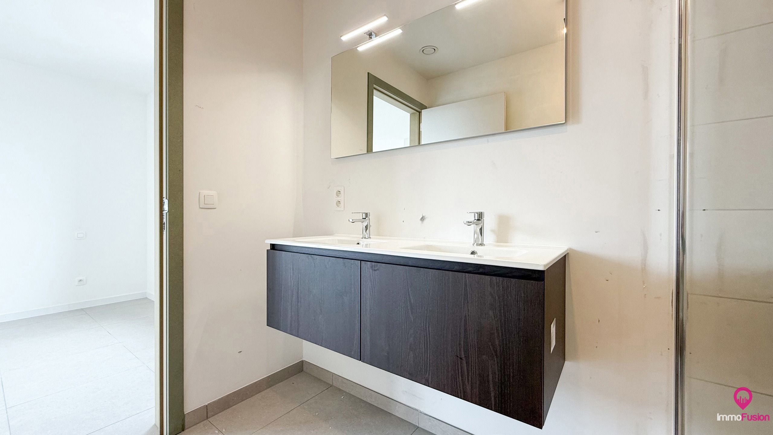 Prachtig penthouse met 1 slaapkamer en fenomenaal uitzicht!  foto 14