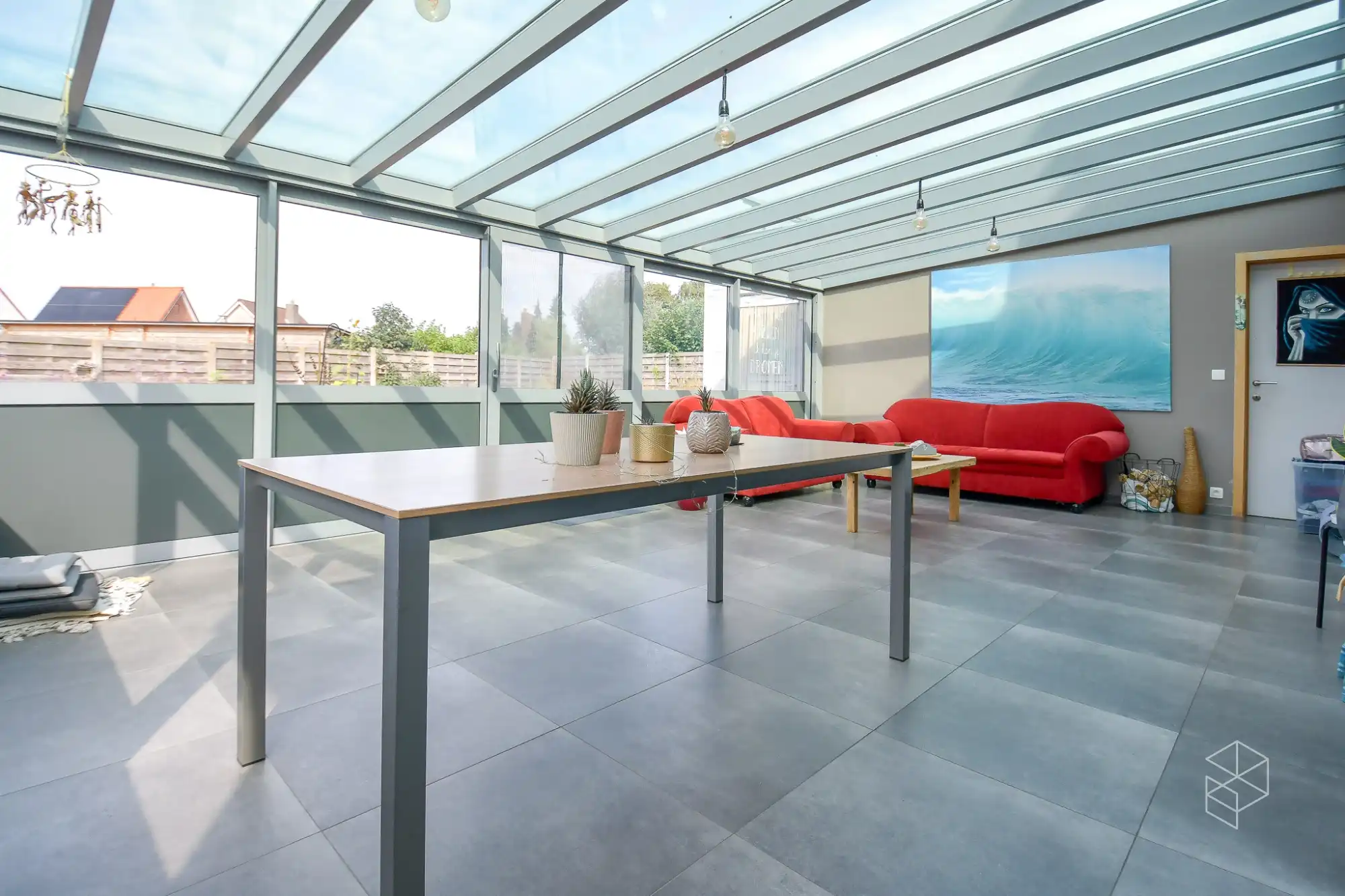 Grote woning met 4 slpk en grote tuin foto 3