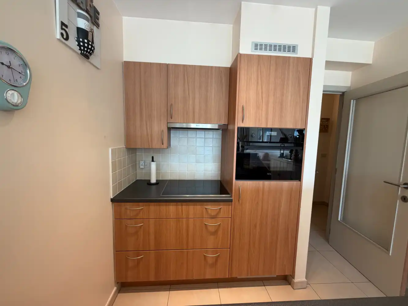 Instapklaar éénslaapkamer appartement met zonnig terras. Heel gunstig EPC attest. Gelegen op het tweede verdiep in een gebouw met lift. foto 11