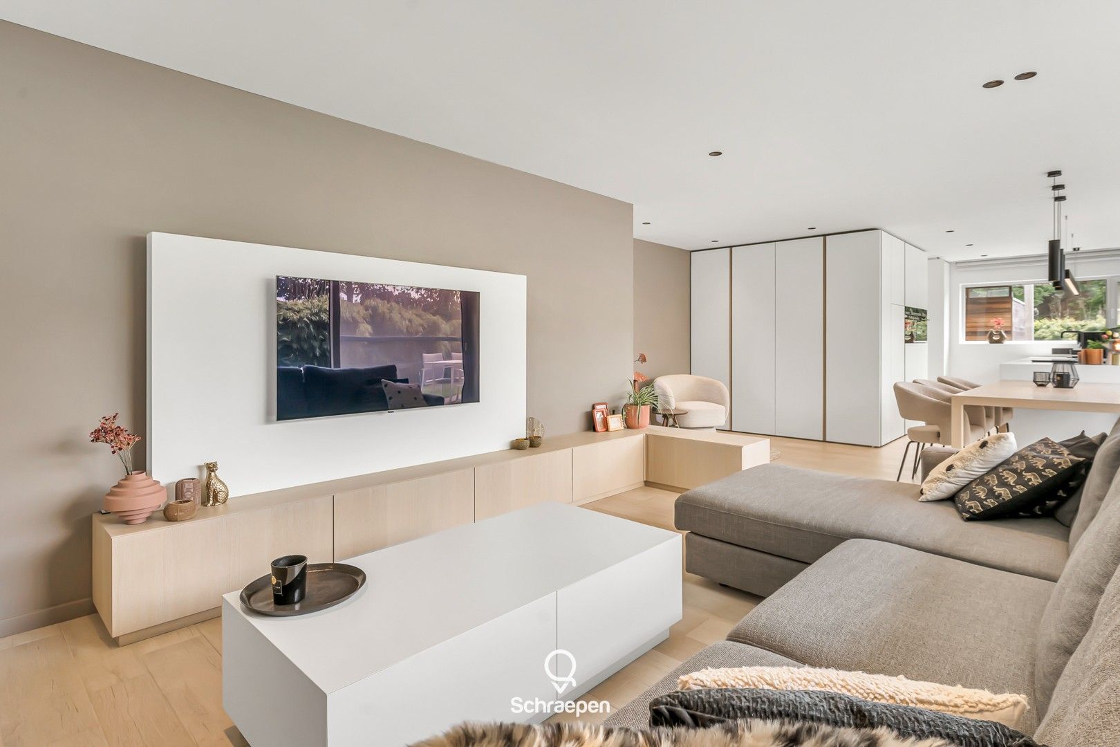 Hoogwaardig afgewerkte gezinswoning op zuidwestelijke georiënteerd perceel van 8 are te Zolder! foto 6