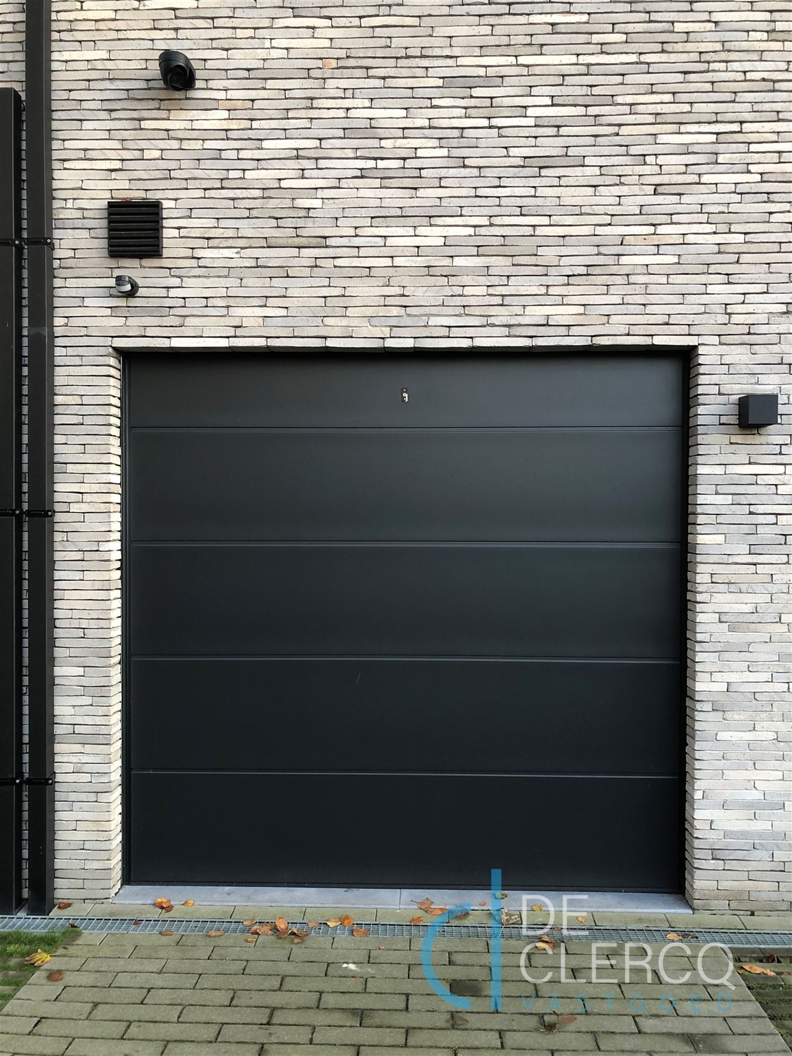 Prachtig instapklaar en luxueus afgewerkt duplex-appartement in het centrum van Lochristi! foto 14