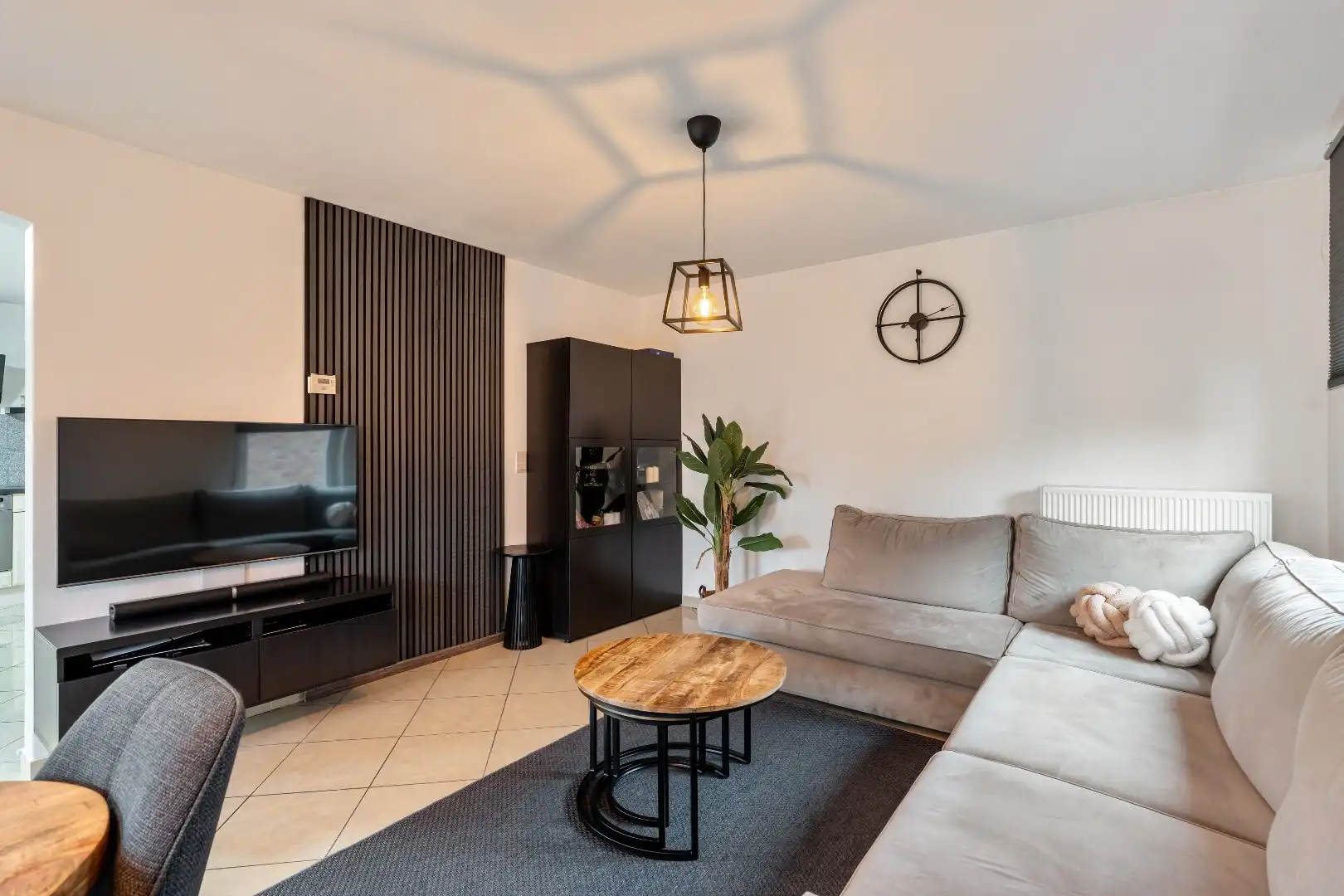 Ruim energiezuinig duplexappartement (146 m²) -  kwaliteitslabel B -  3 slaapkamers, terras en private buitenparking. foto 11