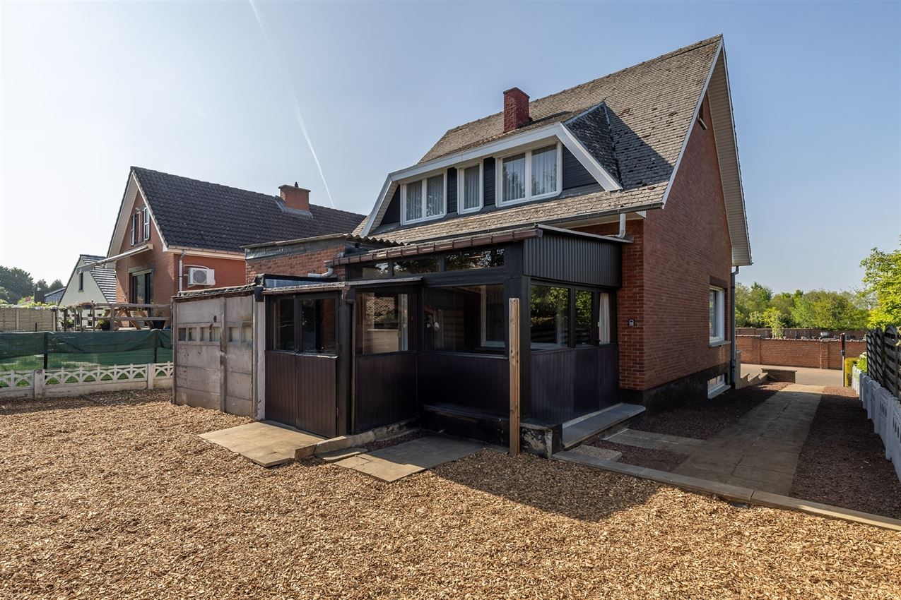 Charmante woning met 3slk. op rustige ligging foto 37