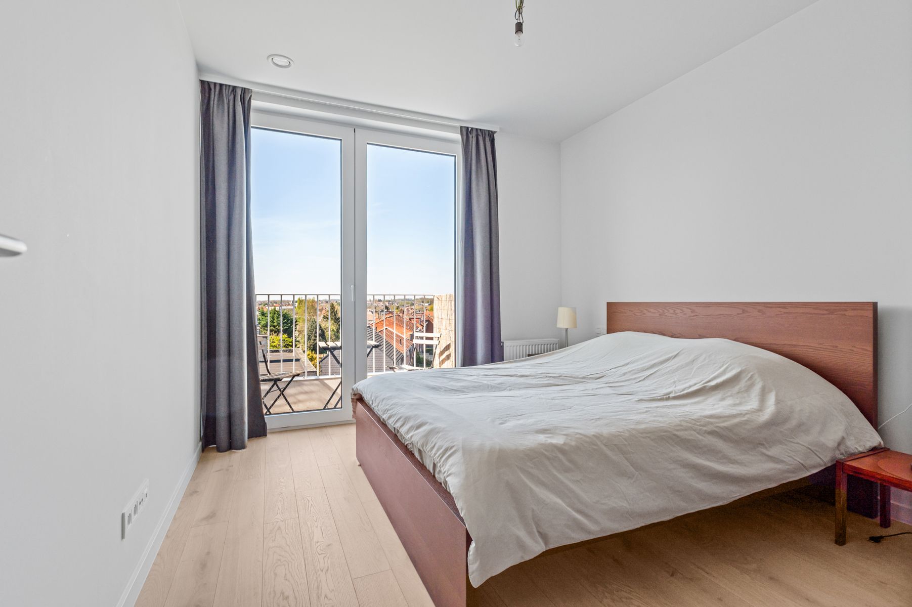 Stijlvolle duplex met 2 kamers, zonnig terras & parking! foto 17