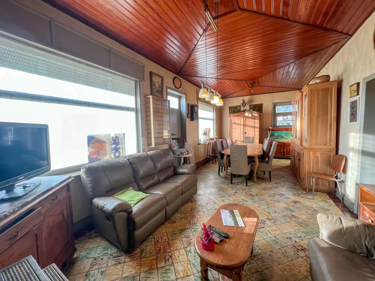 TE RENOVEREN WONING OP EEN PERCEEL VAN 8.000M² foto 6