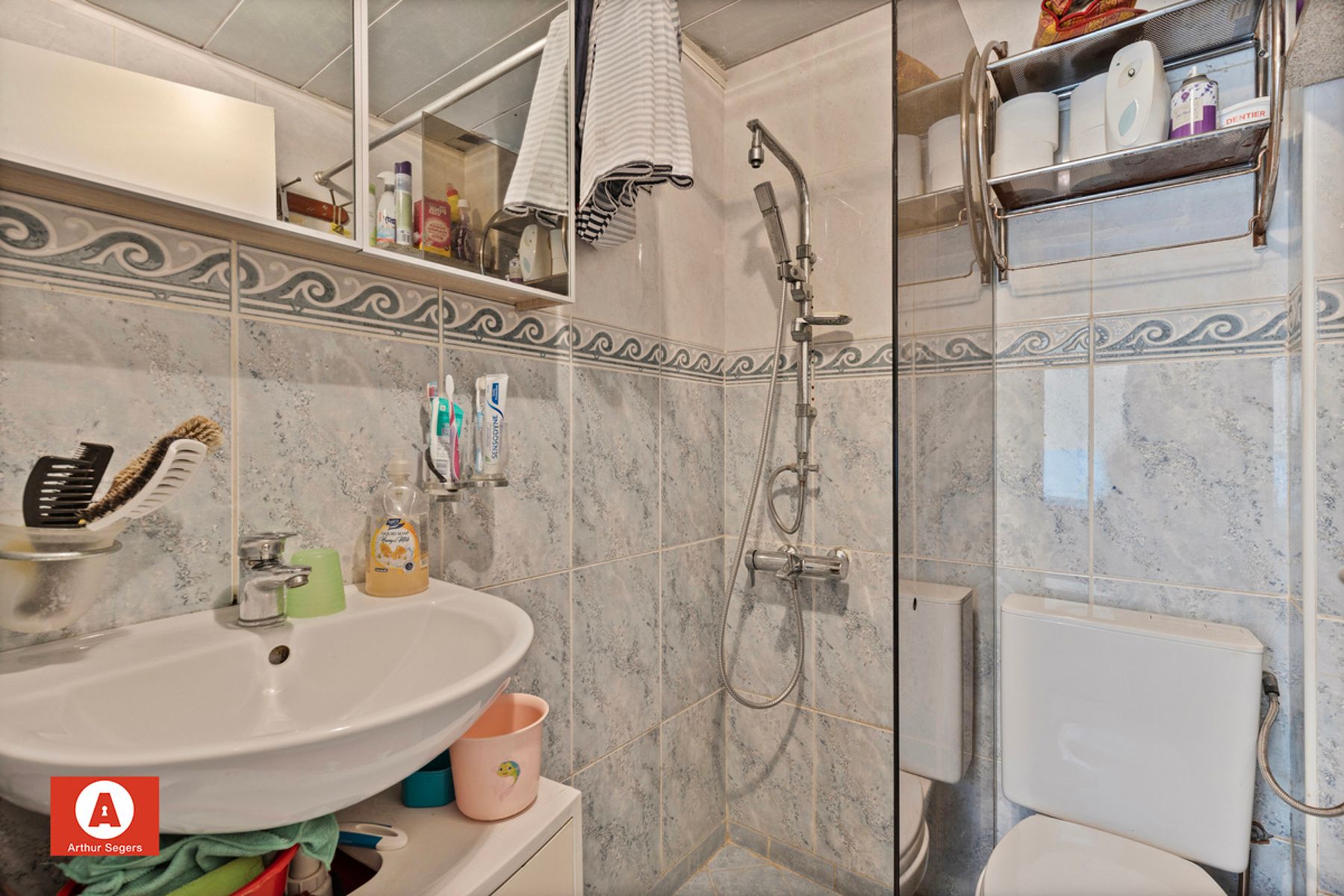 6 slaapkamers: ruime gezinswoning centrum Lebbeke. foto 13