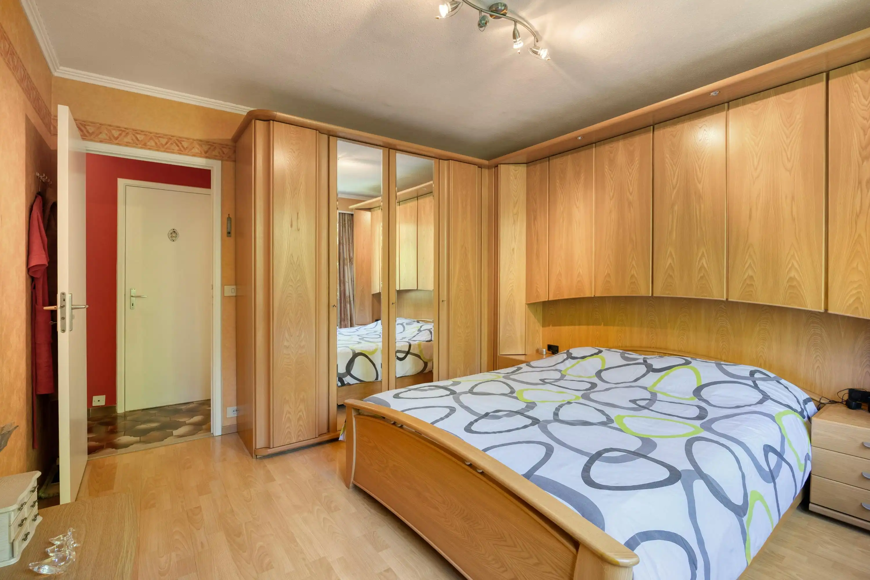 Ruim appartement met 2 slaapkamers te koop in Strombeek foto 12