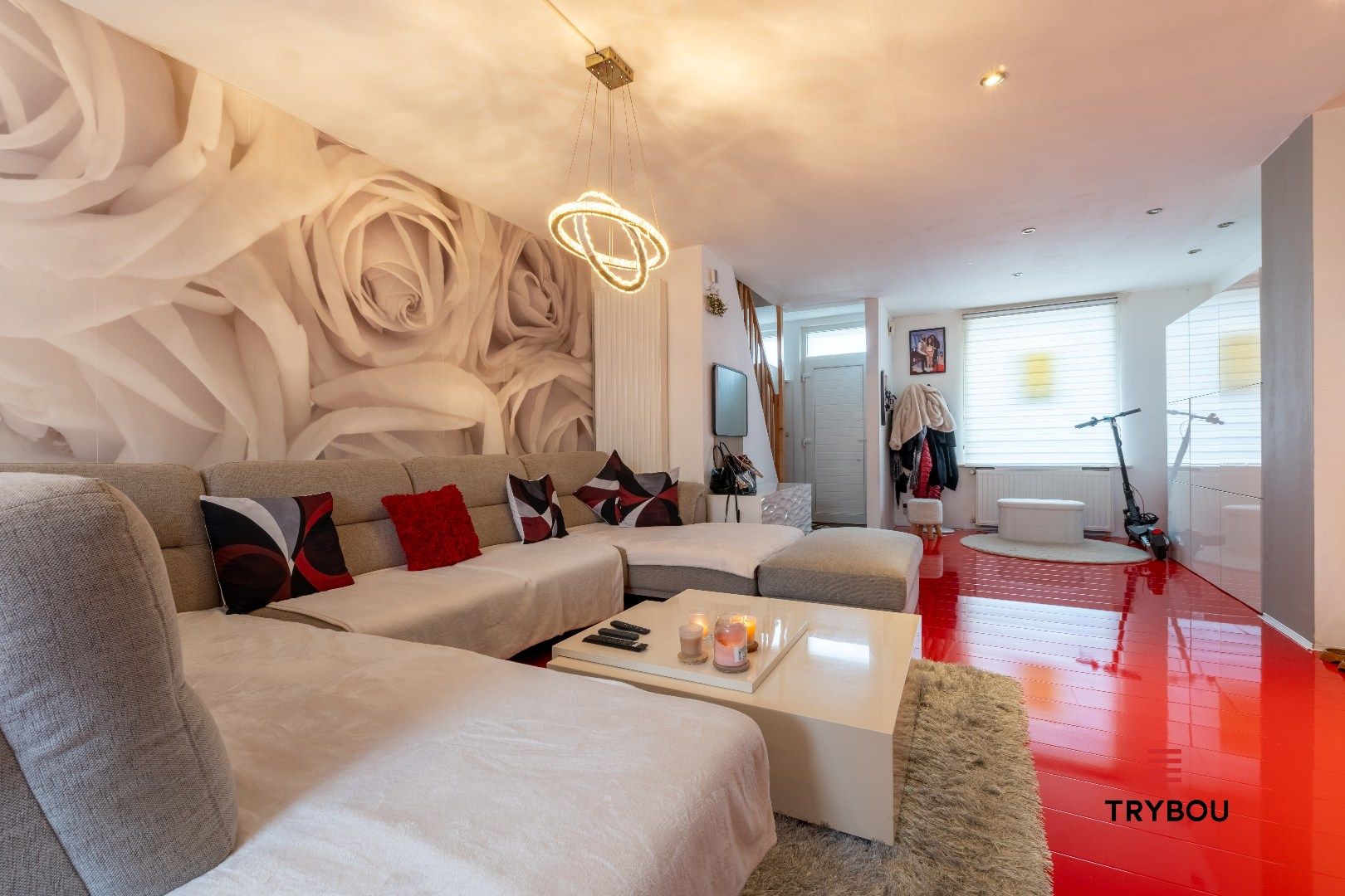 Rustig gelegen, volledig gerenoveerde woning met gezellige, onderhoudsvriendelijke tuin foto 14