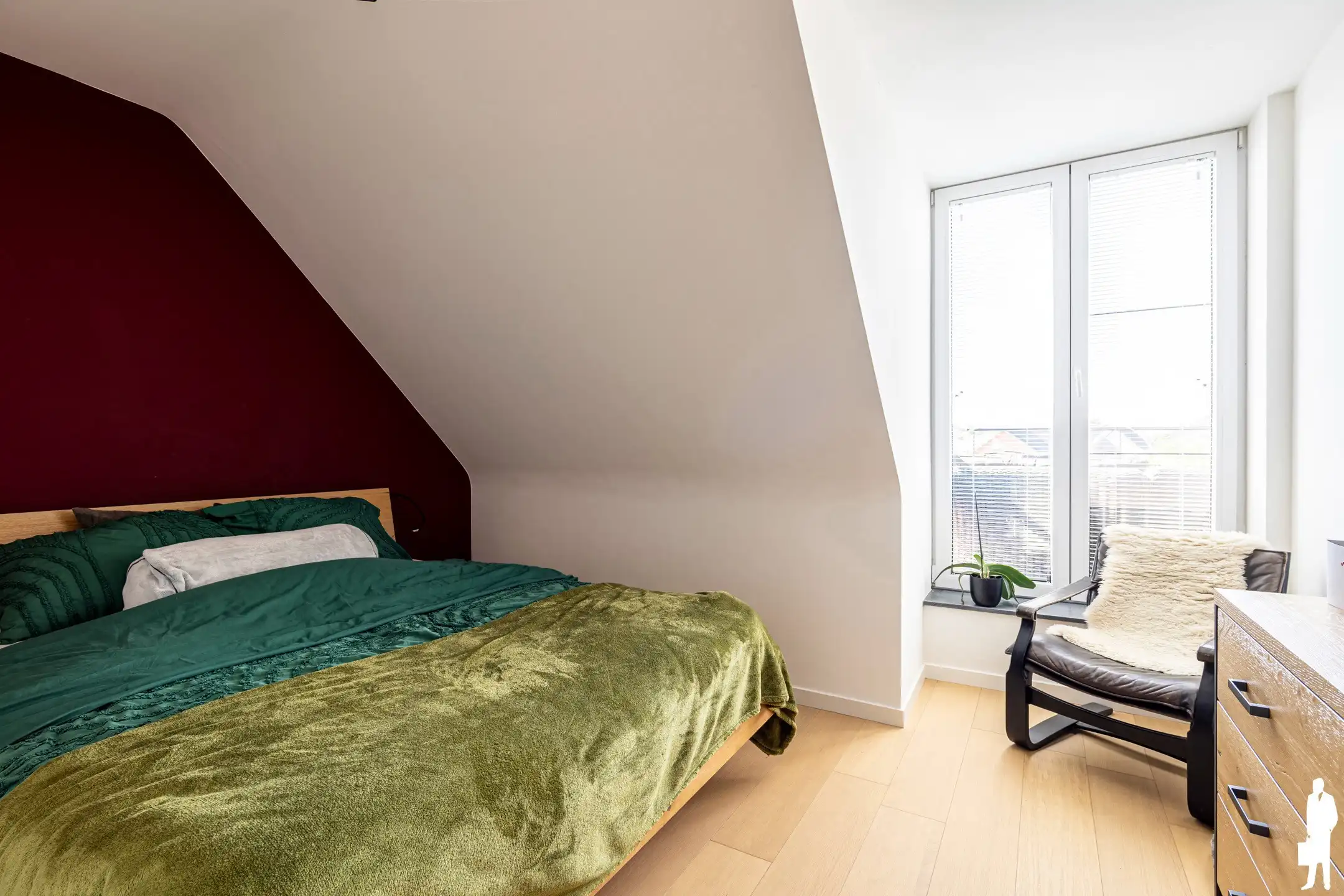 Dakappartement met 2 slaapkamers en ruim terras foto 14