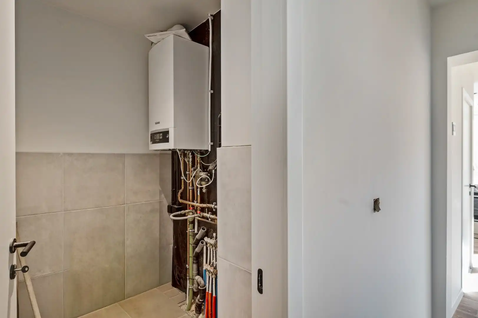 Gerenoveerd hoekappartement met terras in centrum Brasschaat foto 15
