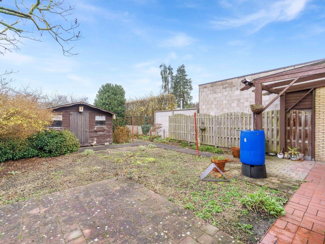 Op te frissen HOB met 3 slpk., tuin en garage foto 22