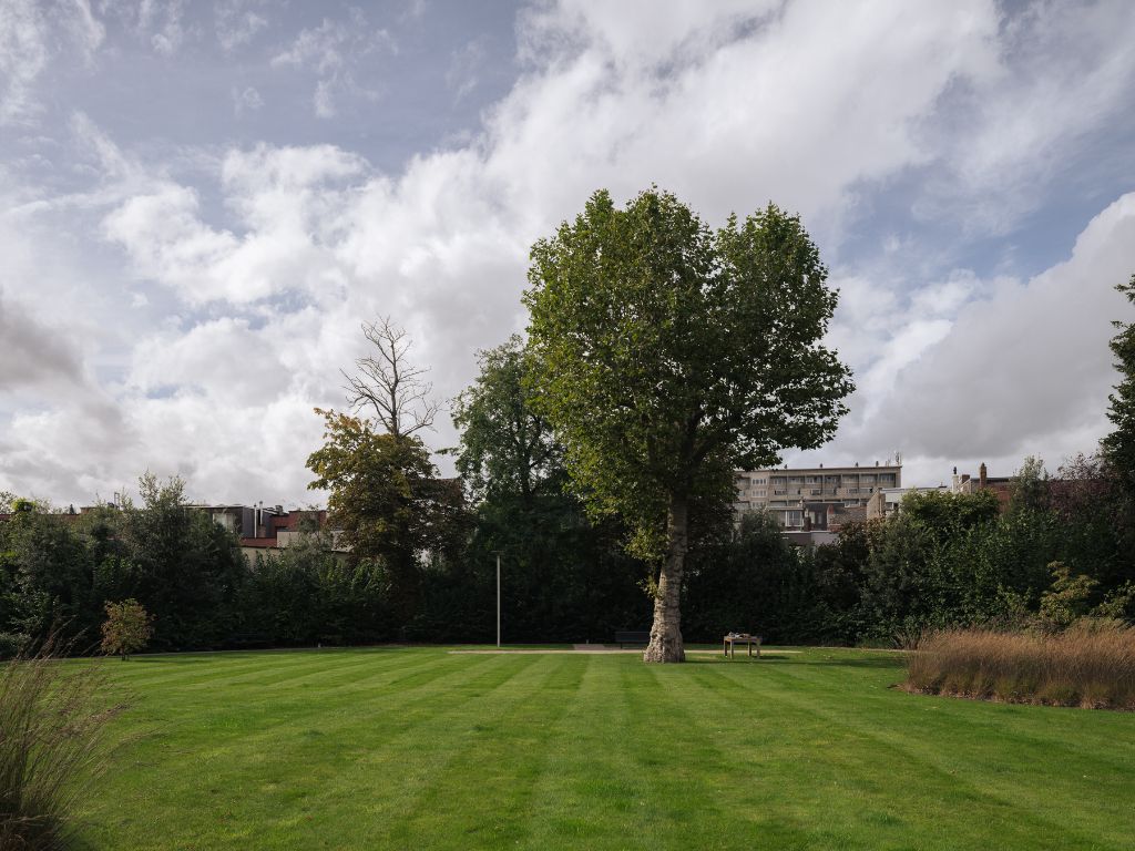 Assistentiewoning met 2 slp, terras en zicht op parktuin nabij het station Gent-Sint-Pieters foto 12