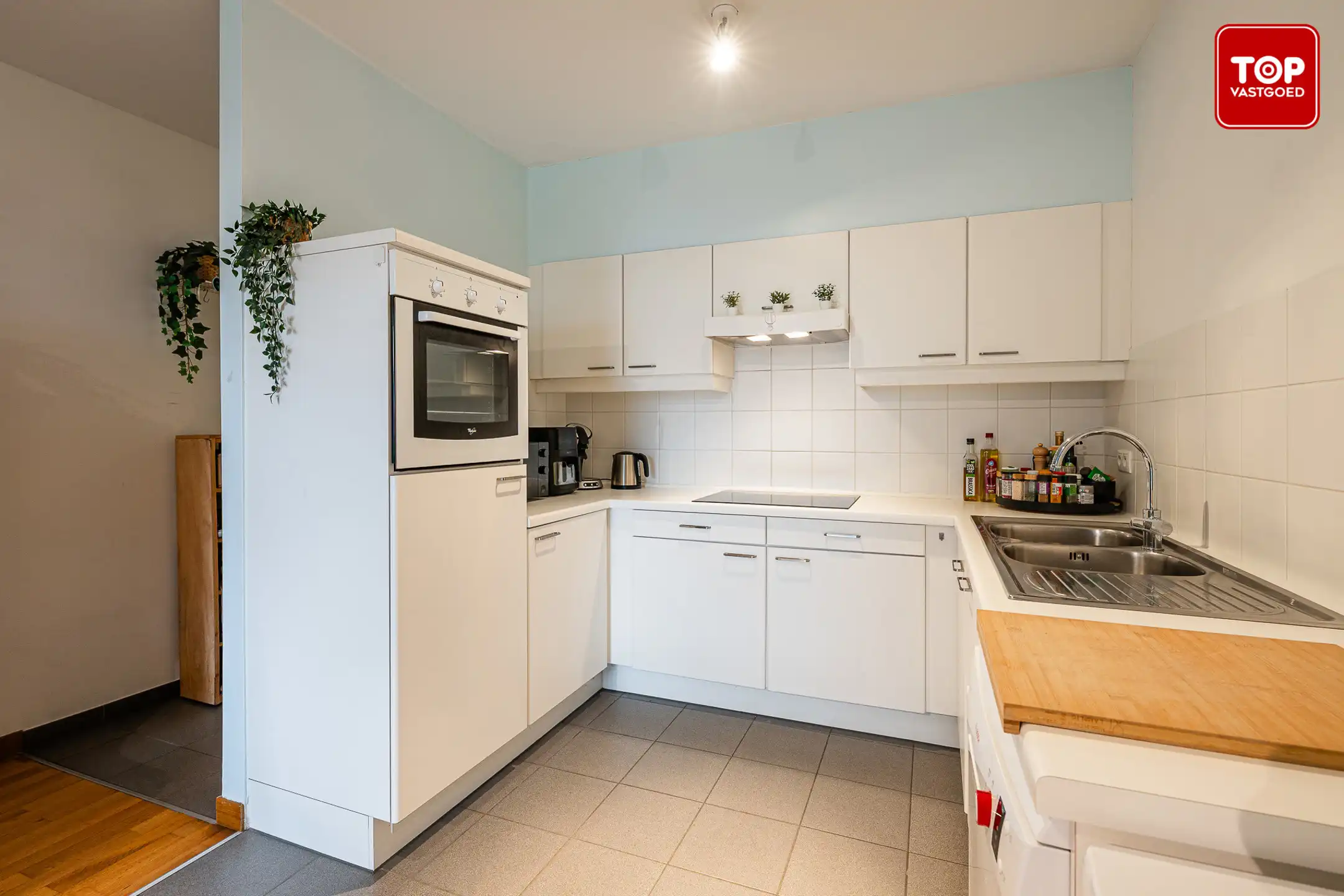 Instapklaar appartement op Toplocatie foto 6