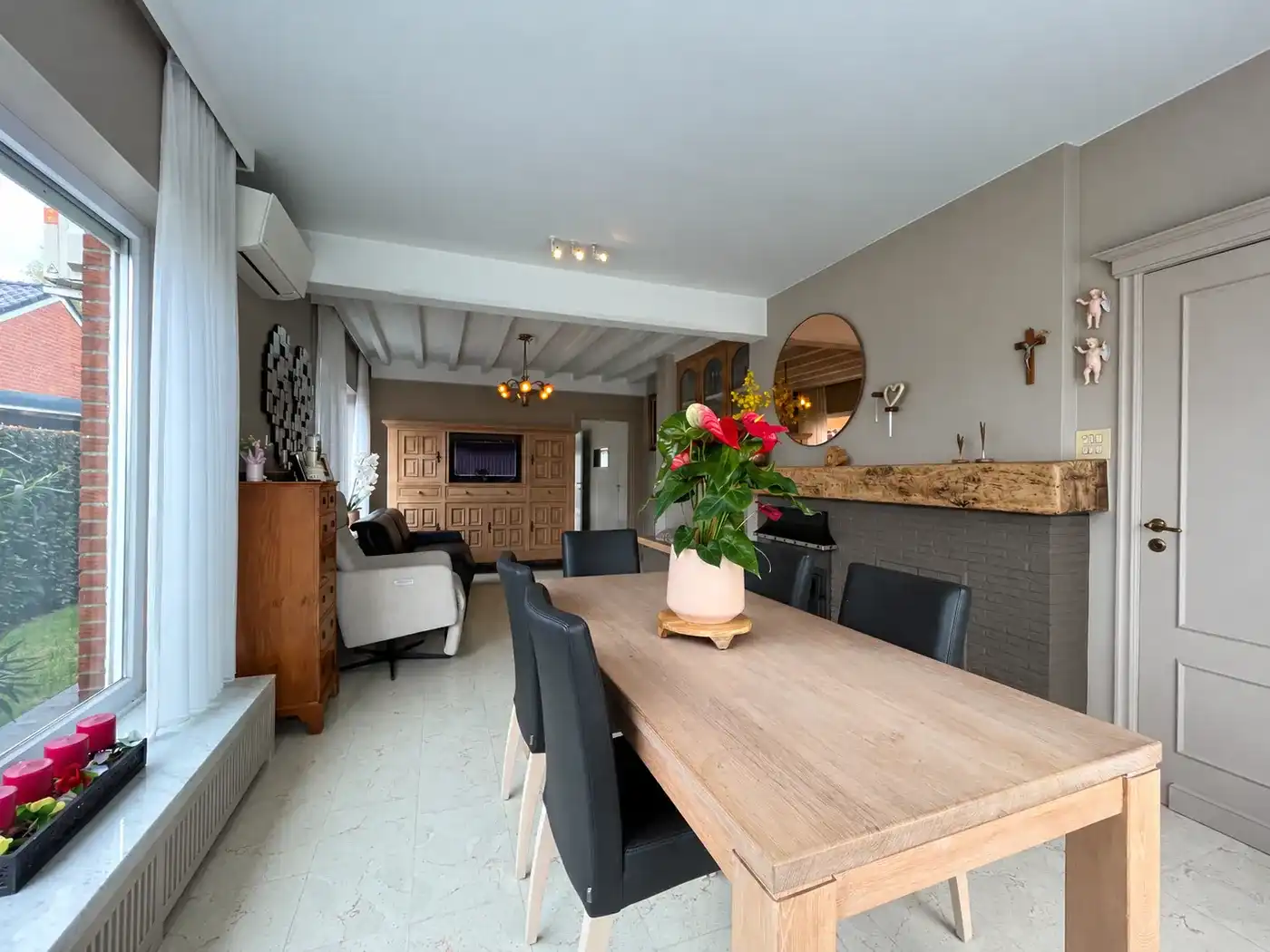 Moorslede – Halfopen woning met 5 slaapkamers en gezellige tuin foto 4