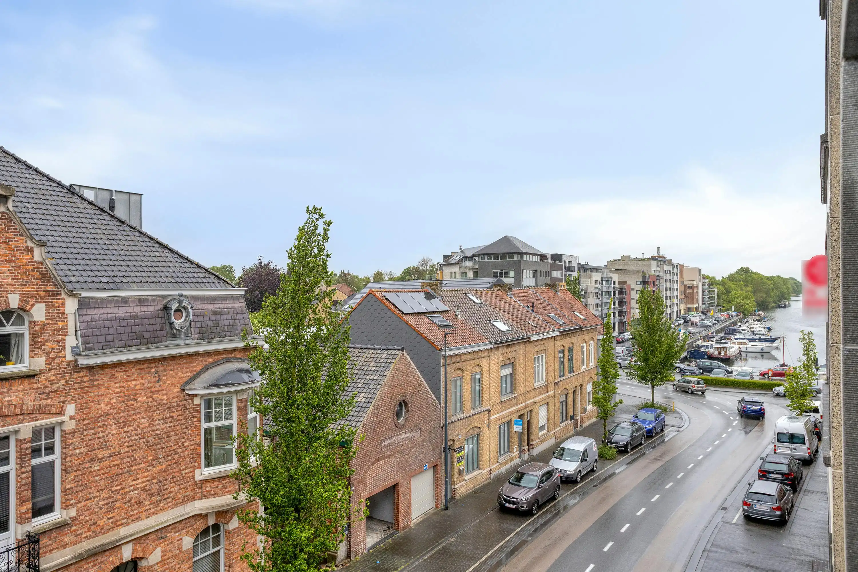 Appartement met vier kamers en garage te koop in Ieper foto 17
