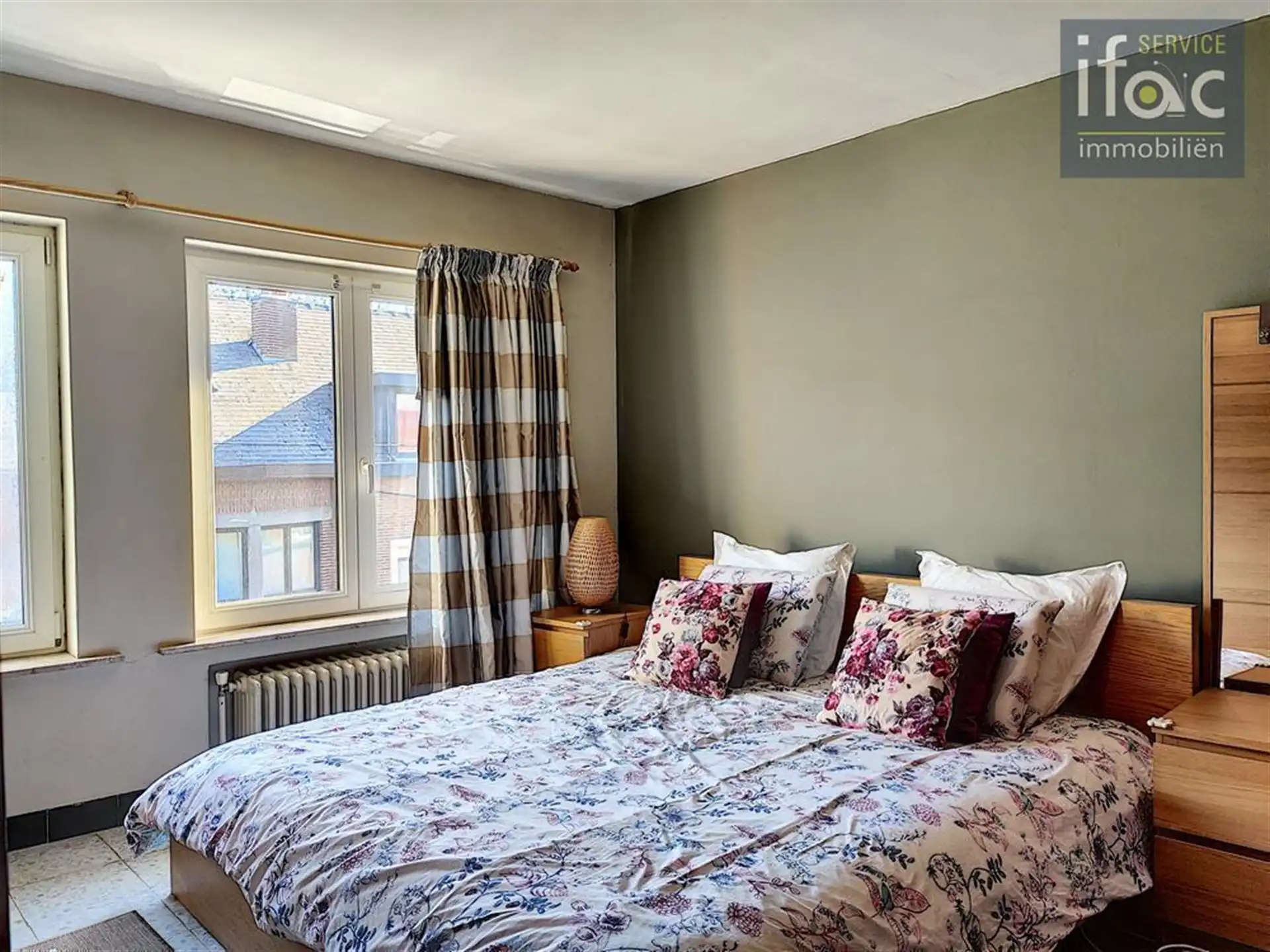 Opbrengsteigendom – 4 apts + garage foto 32