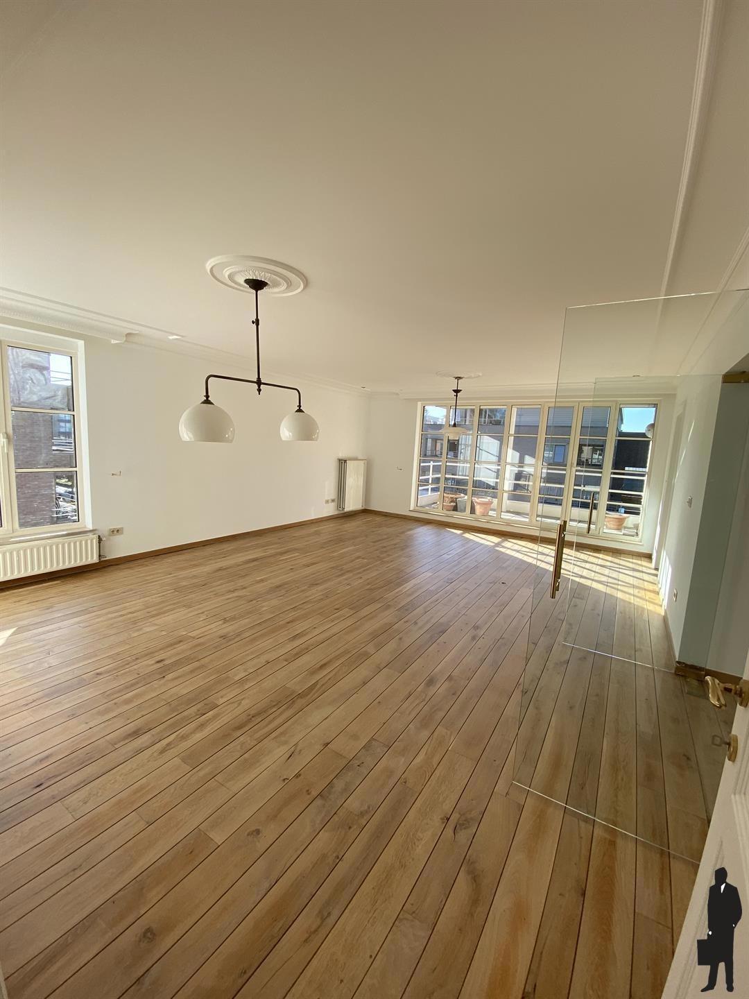 Lichtrijk 3 slpk. appartement op wandelafstand van centrum Hoogstraten!&nbsp; foto 3