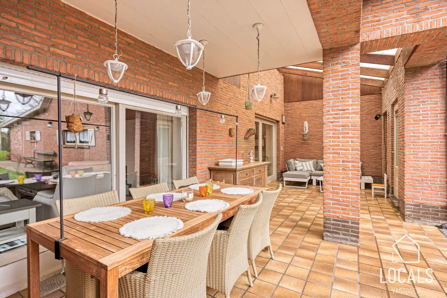 Charmante woning op een topligging in Denderhoutem foto 15