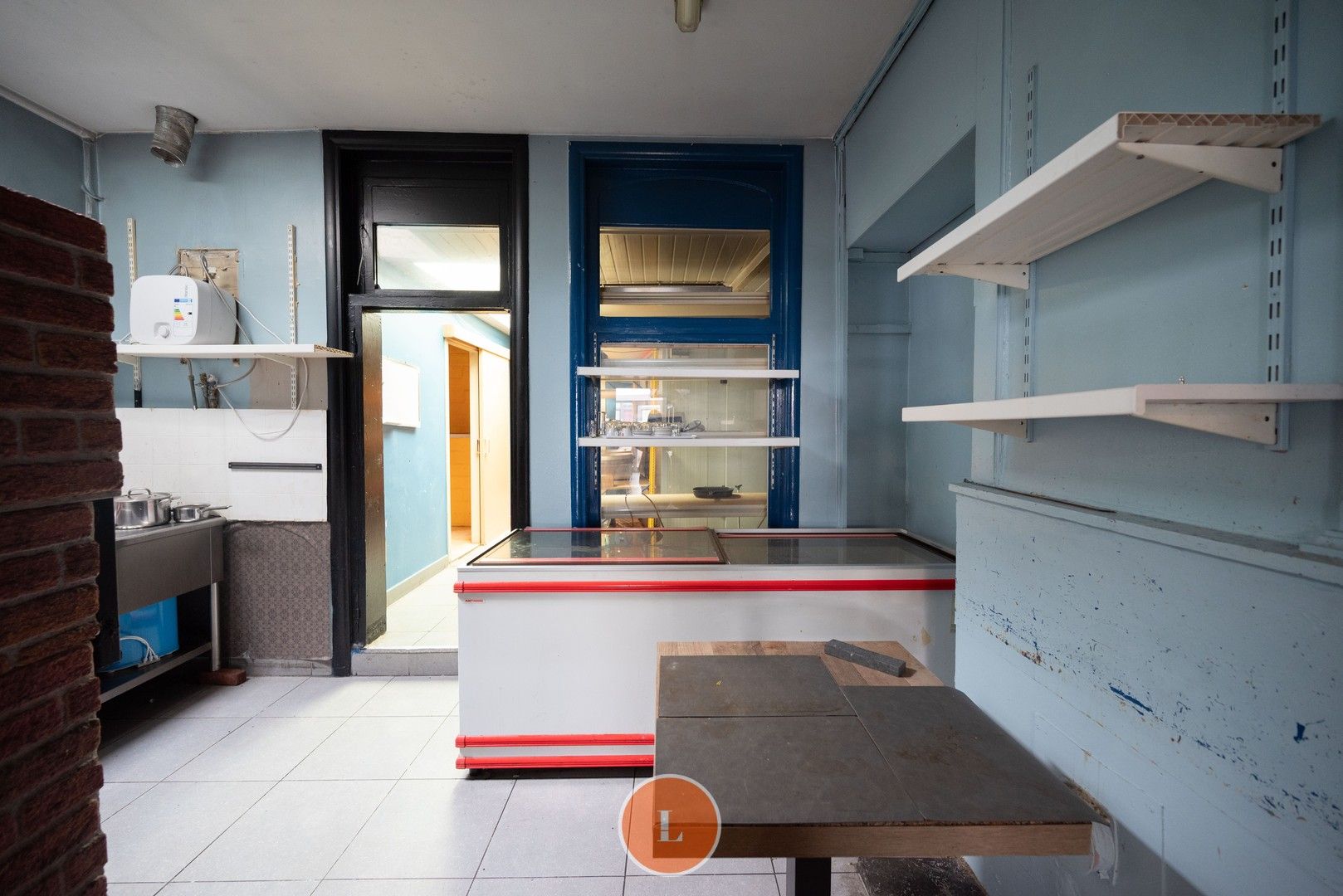 Centraal gelegen pand voor gemengd gebruik foto 7