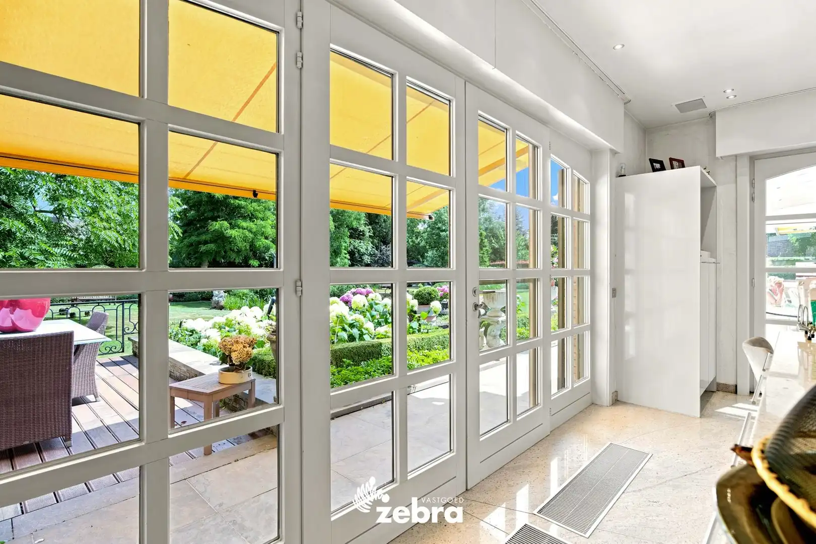 Exclusieve villa op een perceel van bijna 3.000 m² in Meulebeke! foto 12