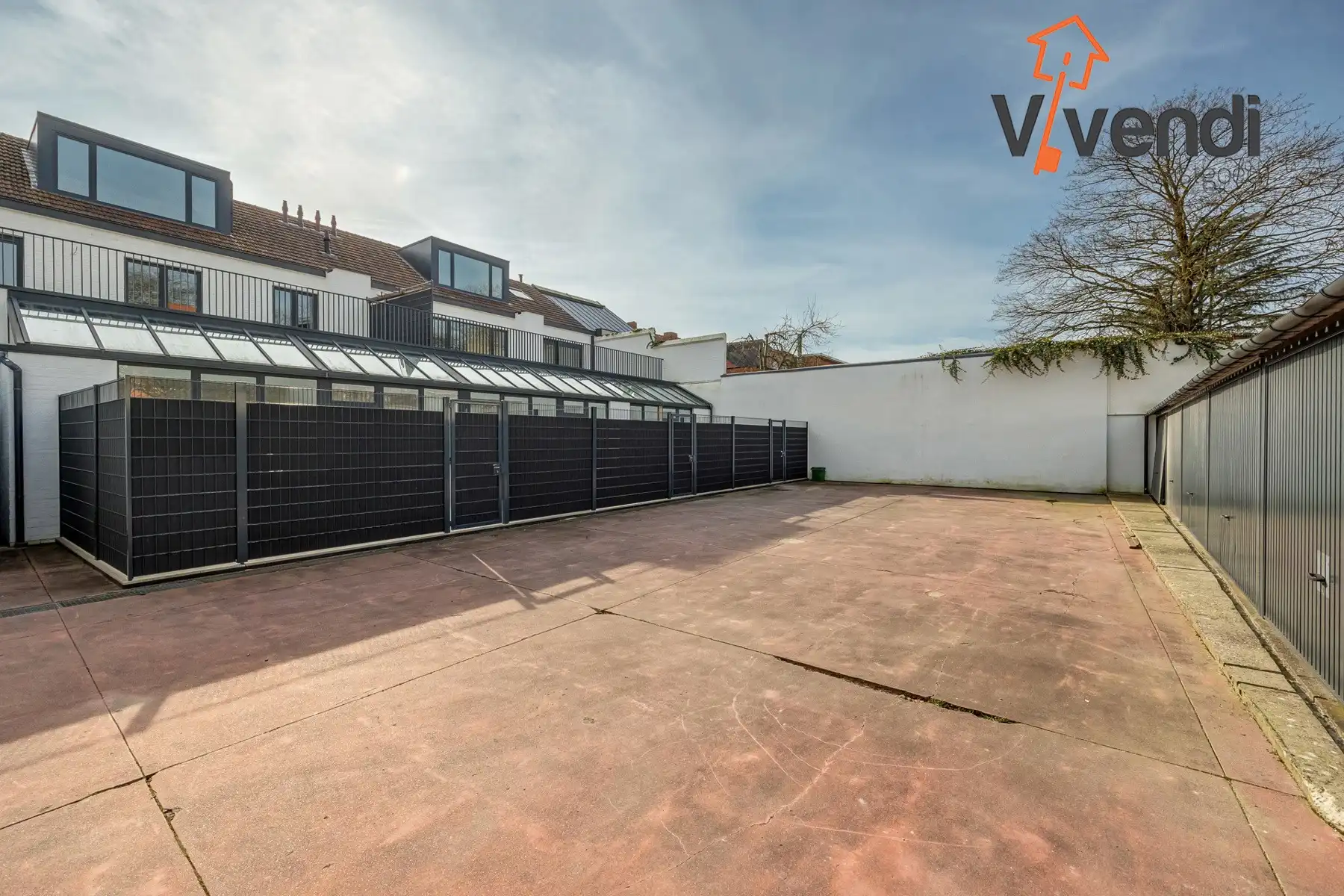 Volledig gerenoveerd opbrengsteigendom te koop. foto 15