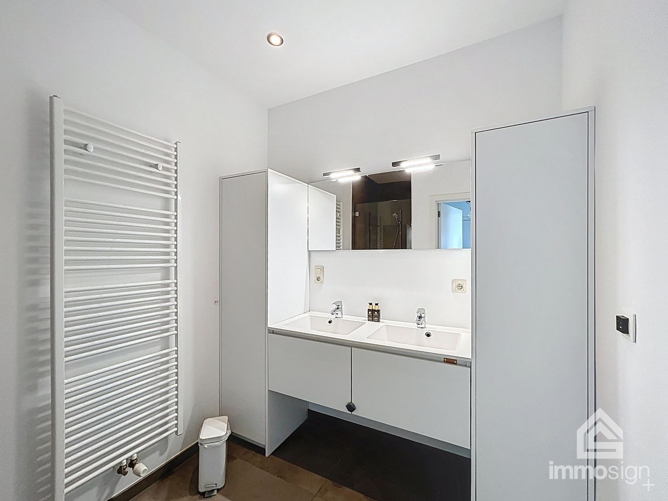 Praktische gezinswoning met drie slaapkamers te Kinrooi! foto 11