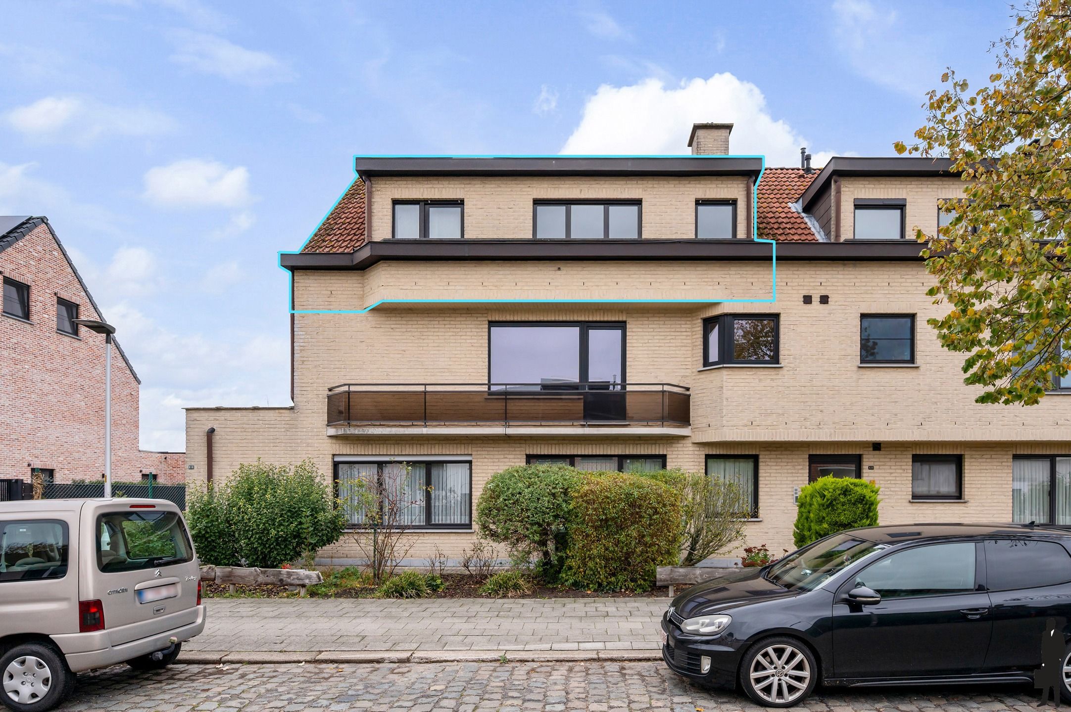 Instapklaar dakappartement met ruim zuidwestterras ! foto 2