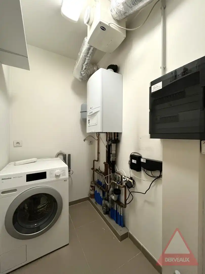 Roeselare - Ruim appartement met 3 slaapkamers en terras nabij het centrum foto 11