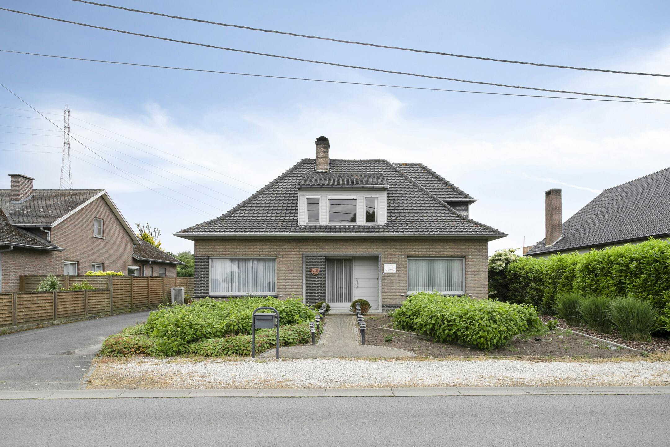 Alleenstaand huis met 5 kamers en atelier te koop in Waregem foto 24