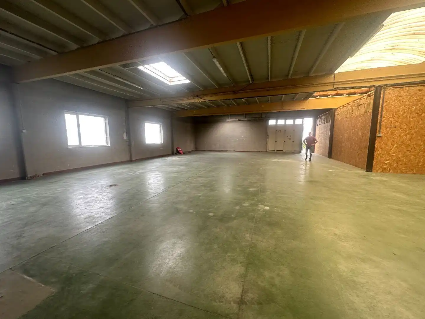 Loods van 360 m² op industriepark van Houthulst foto 7