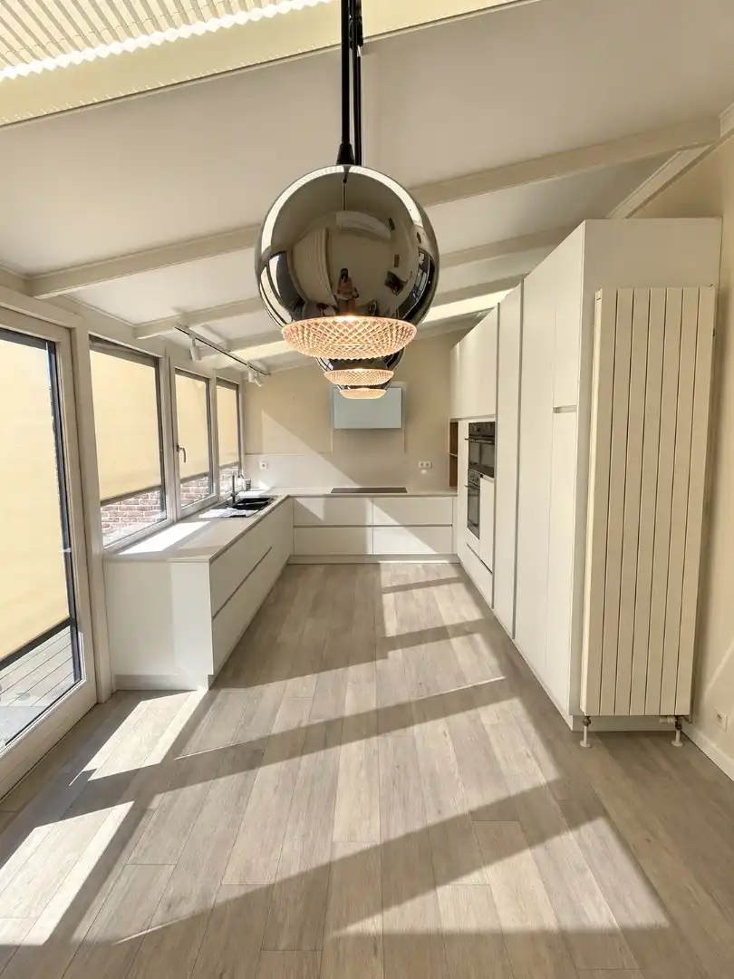 Stijlvol duplexappartement met verrassende buitenruimte, 3 slpk. foto 6