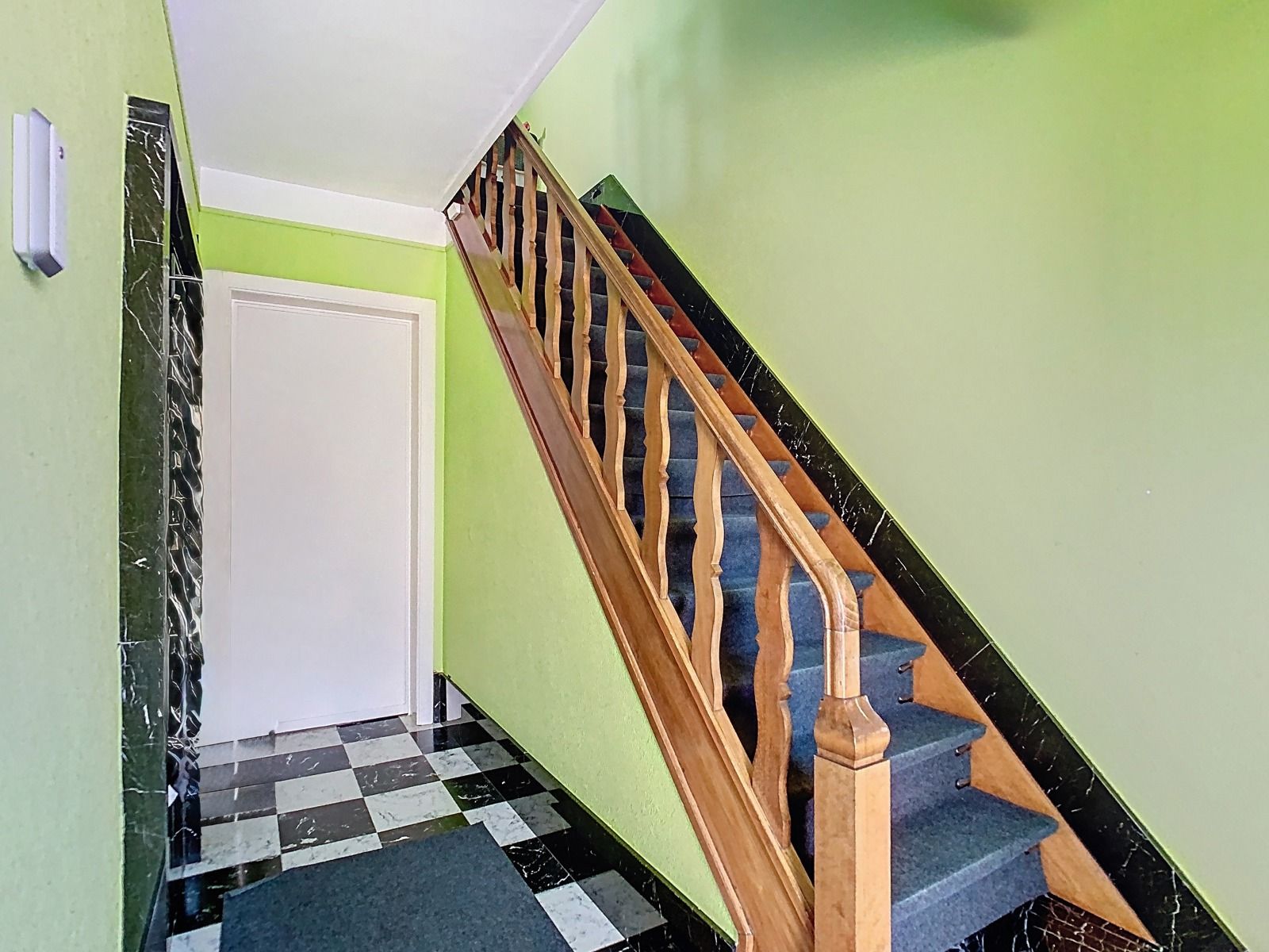 Woning met 3 SLPK, Ruime Garage én Tuin op Toplocatie! foto 13