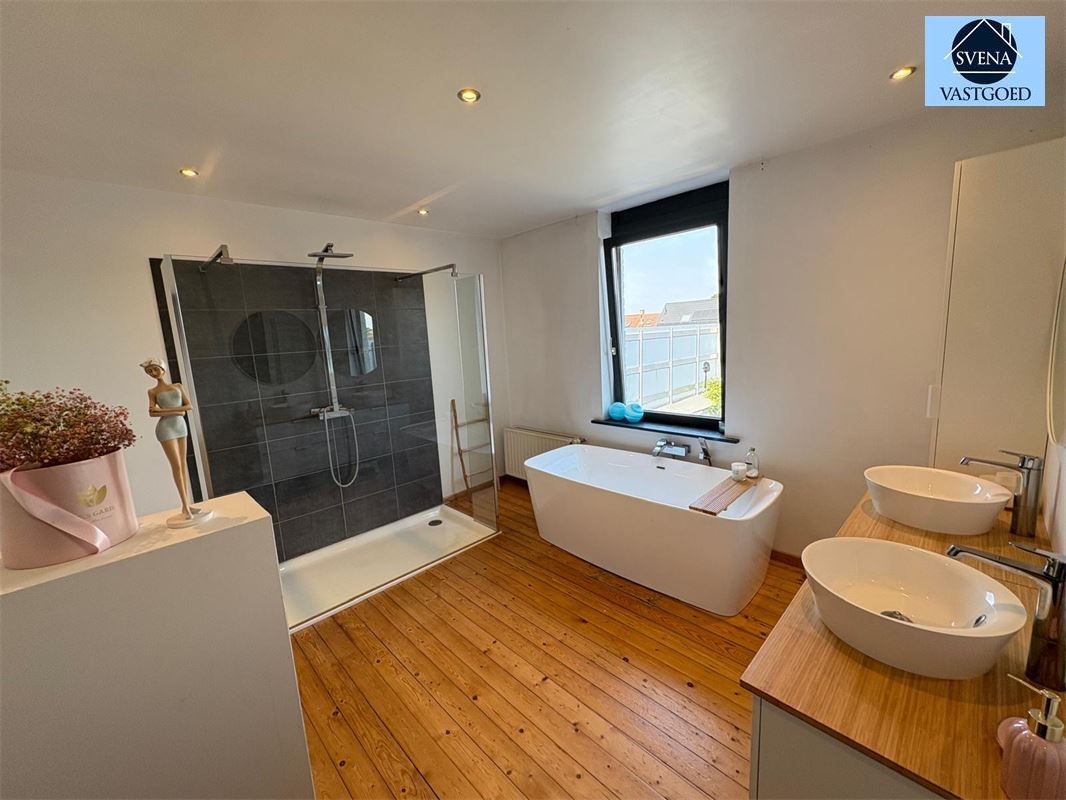 LEUKE, RUIME AANGENAME WONING IS GELEGEN NABIJ HET CENTRUM VAN APPELTERRE foto 10