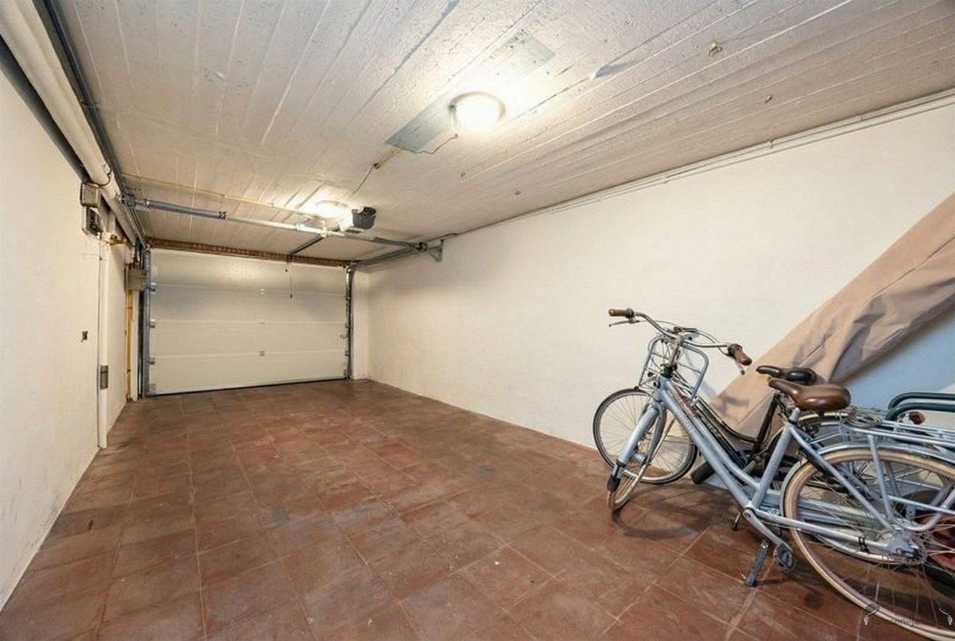 Gezellige woning met 3 slaapkamers en tuin in centrum Brasschaat foto 19