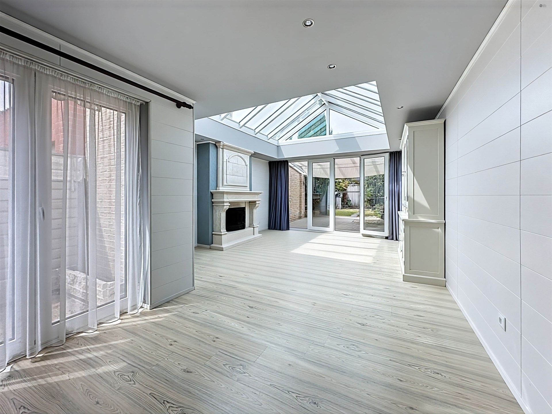 Instapklare energiezuinige woning met 4 slp en garage  foto 3