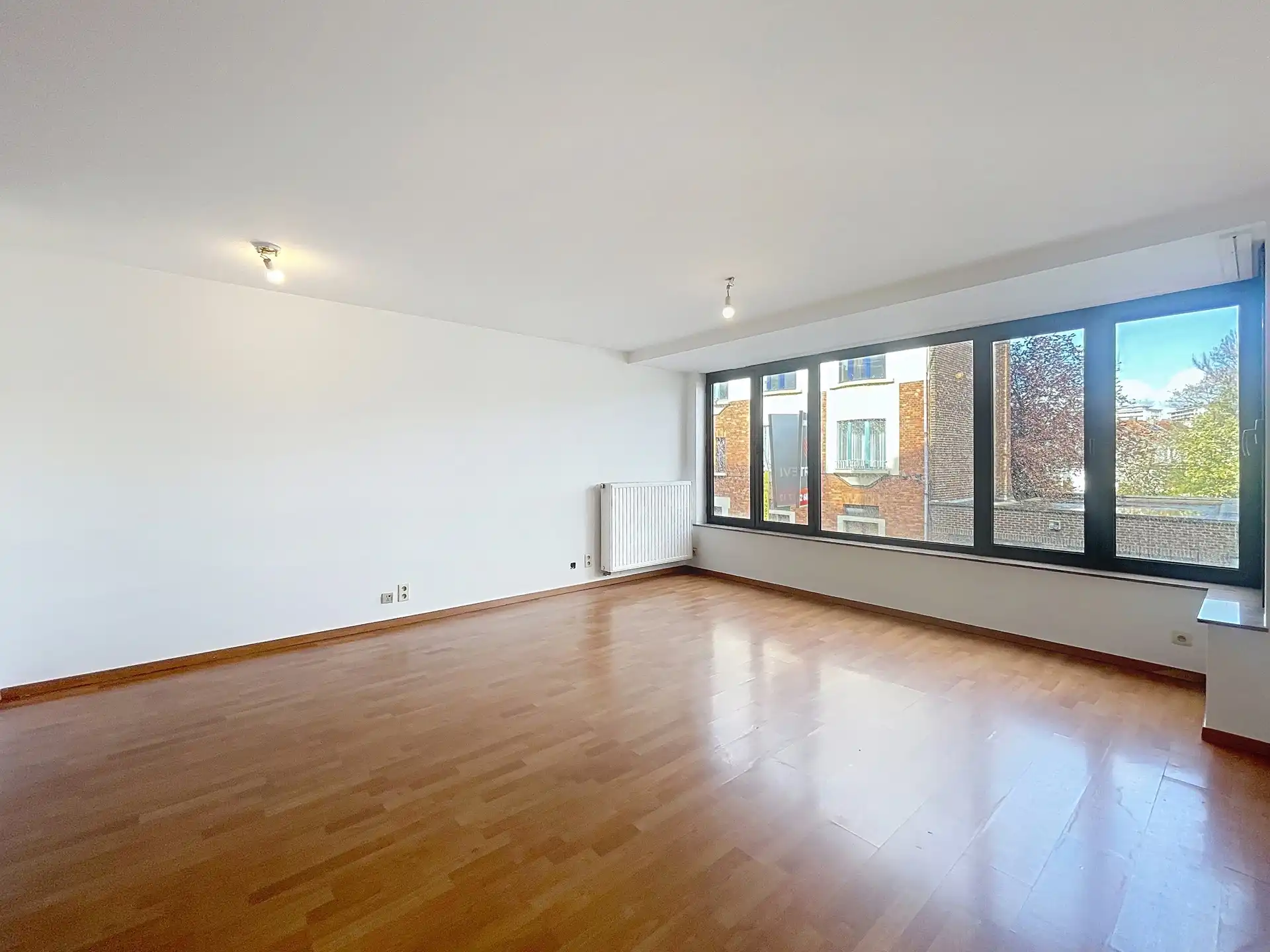 Mooi appartement met 2 slaapkamers in de buurt van Meiser.  foto 3