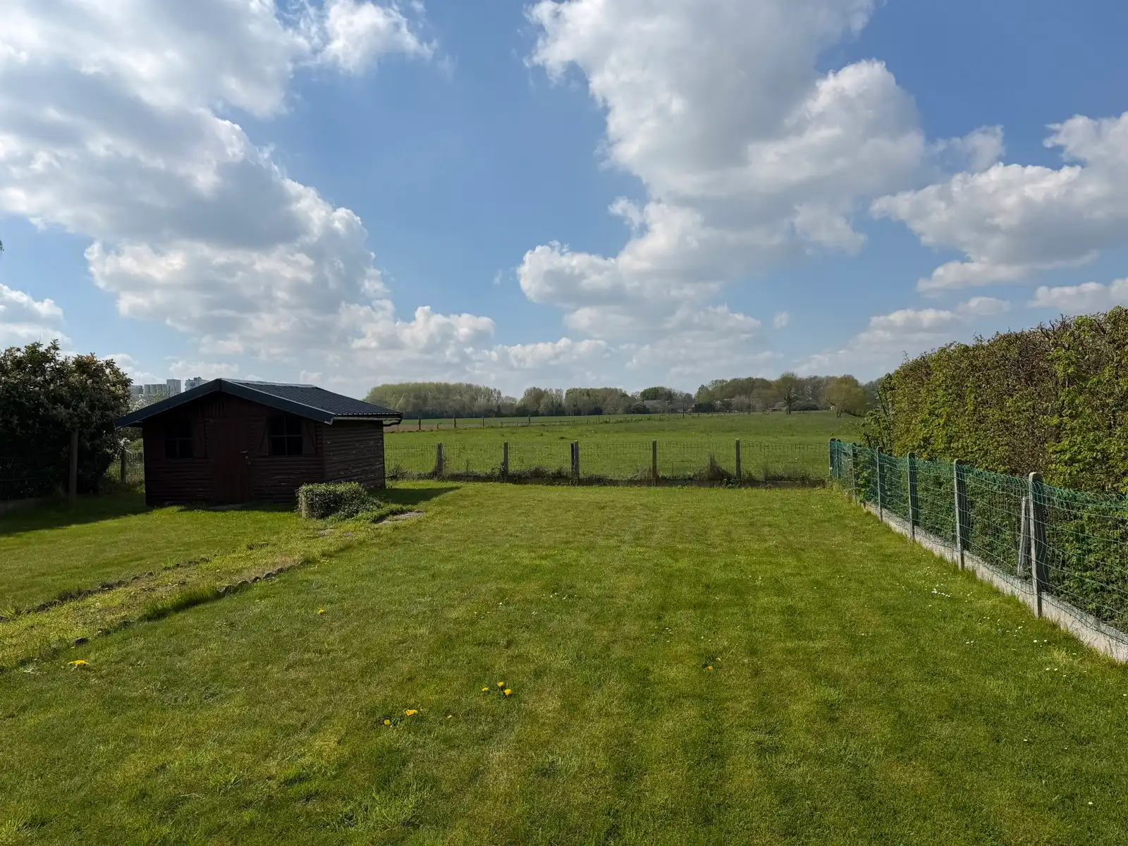Vrijstaande woning met veel potentieel op mooie locatie. foto 4