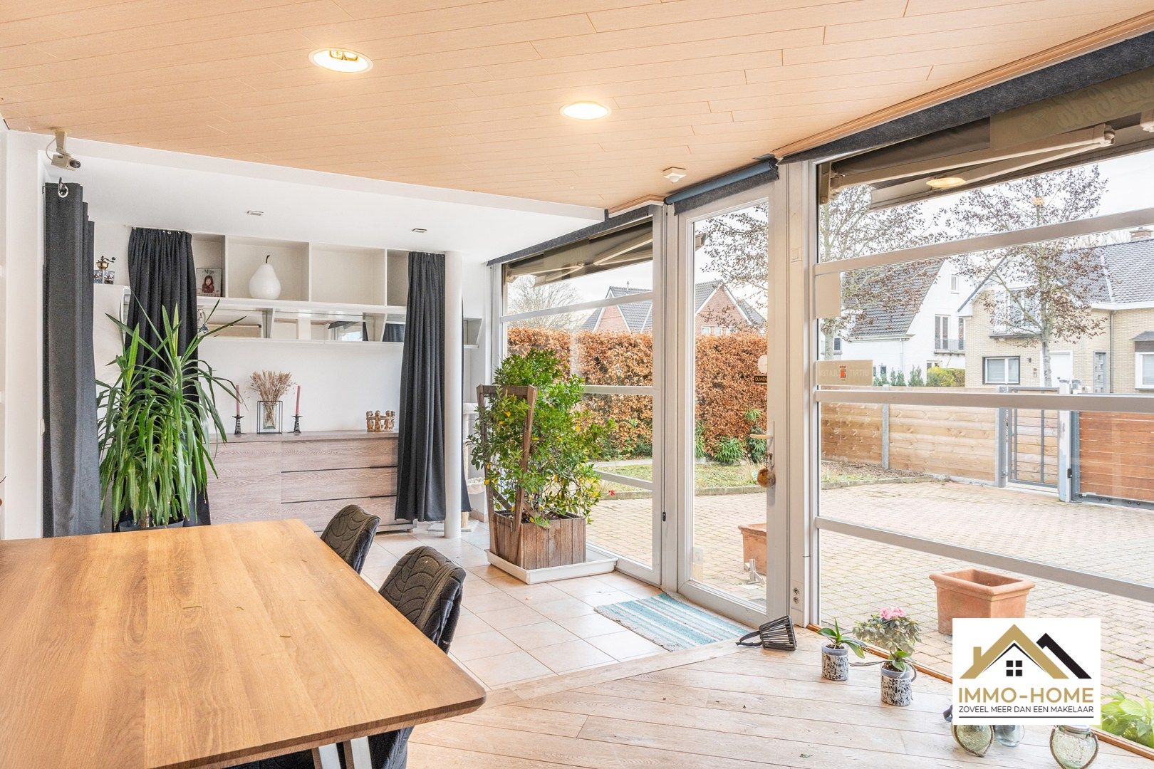 Instapklare woning met bureau/ winkelruimte  foto 14