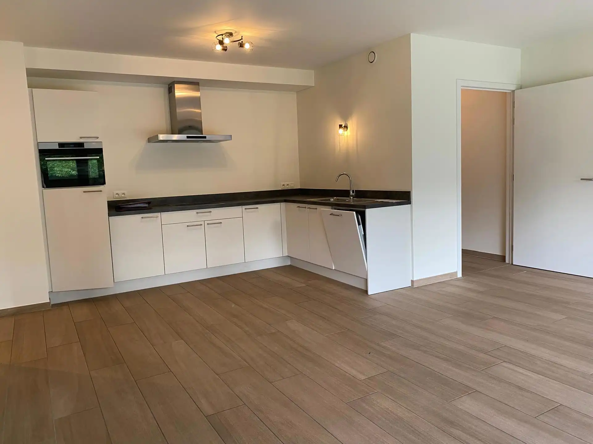 Verhuurde assistentiewoning in het centrum van Hoogstraten foto 2