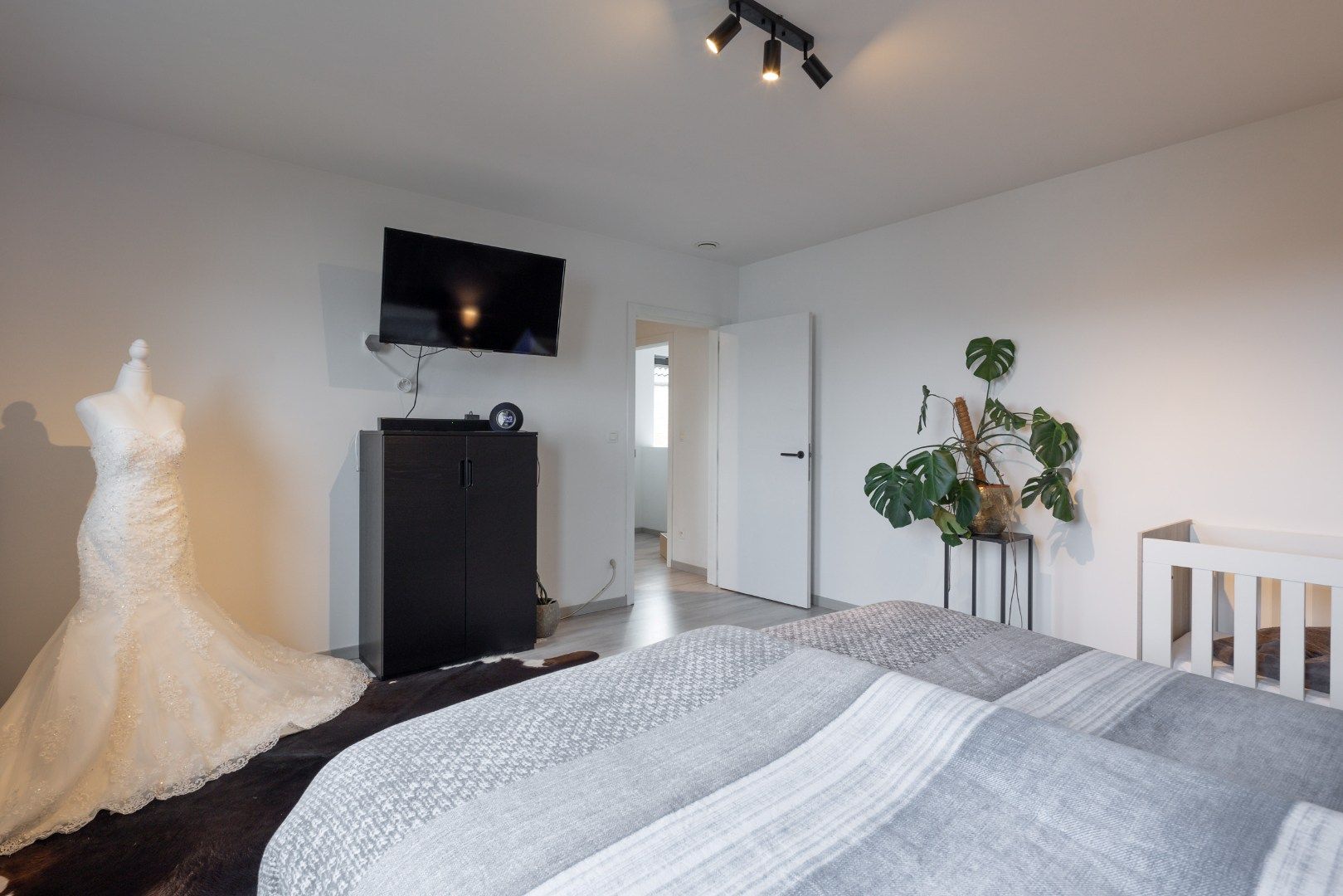 Prachtige, instapklare woning te koop! foto 26