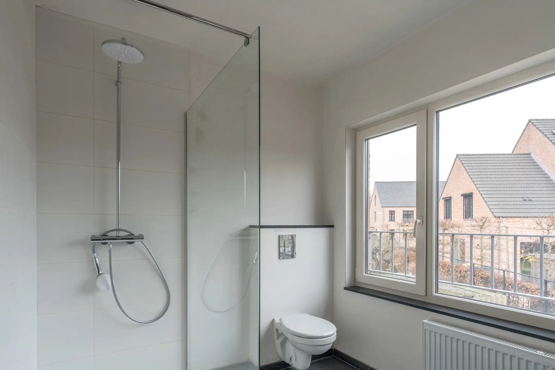 Duplex app (197m²) met 4 slaapkamers vlakbij centrum Beerse. foto 5