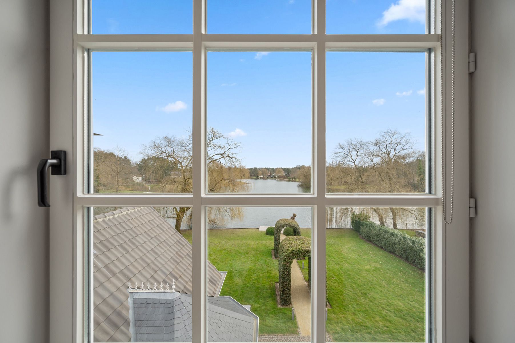 Luxueuze high-end villa aan het meer te KEERBERGEN foto 35