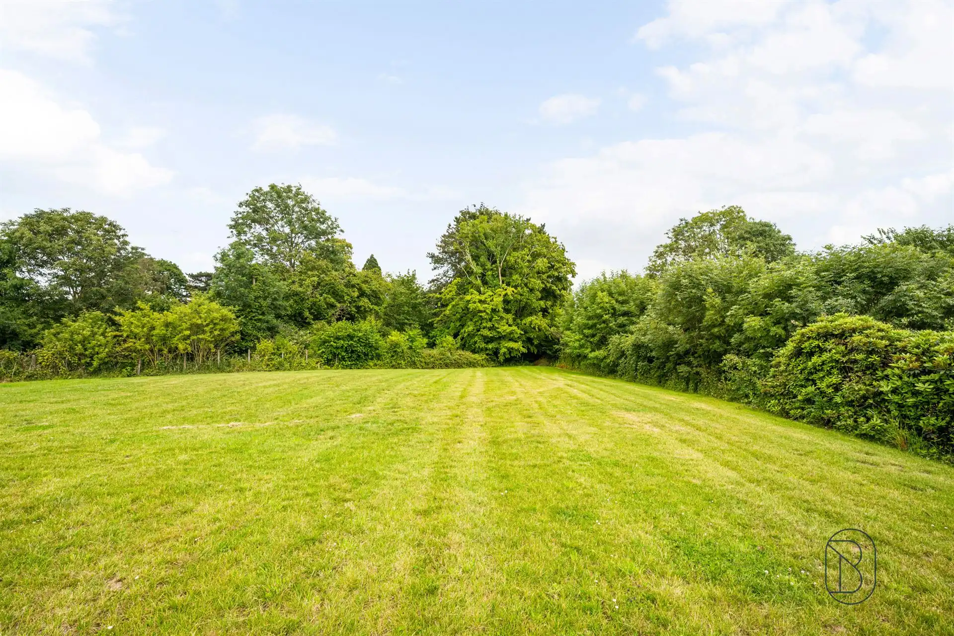 Statige villa met zwembad en uniek uitzicht op 6.401m² foto 6