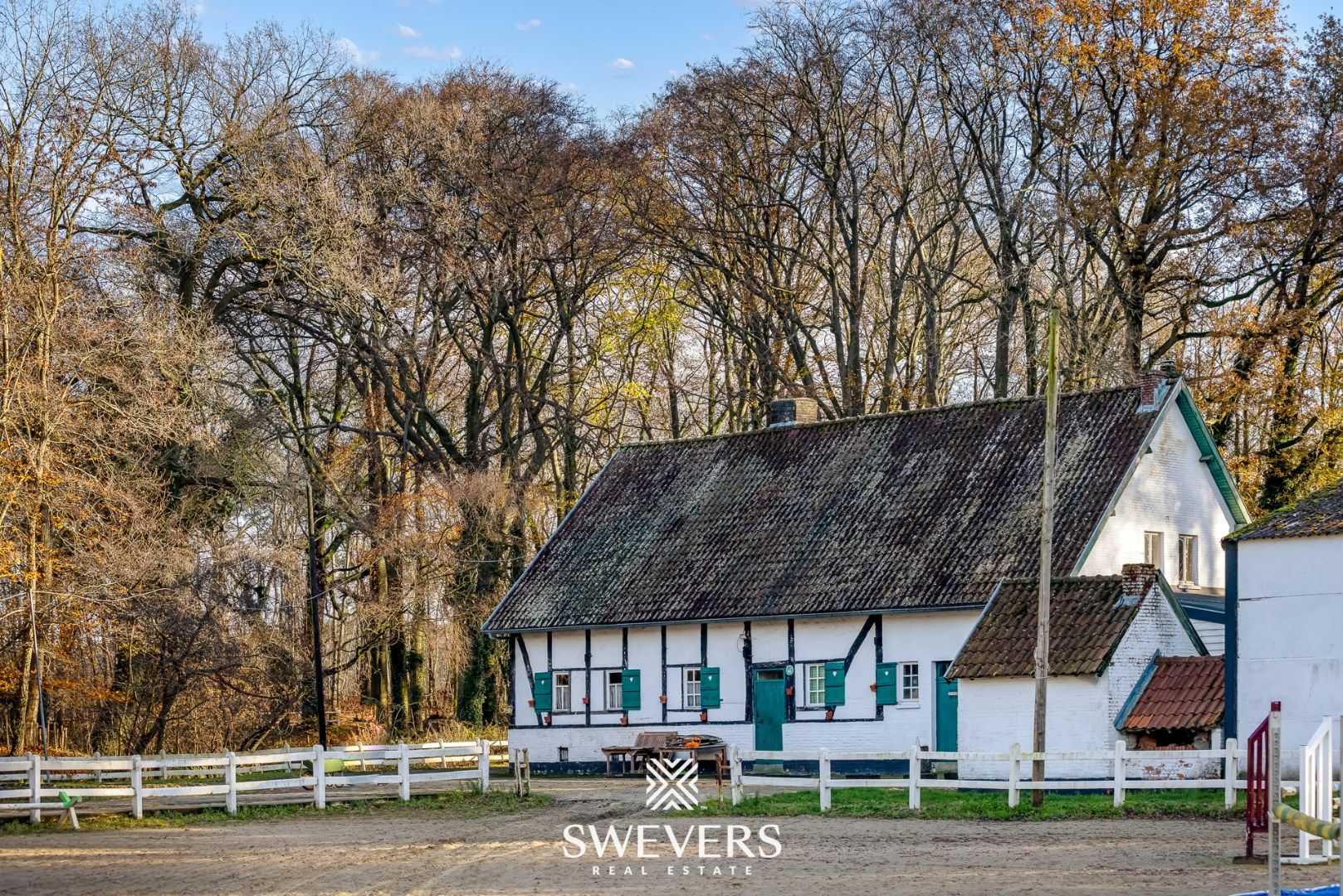 Uitzonderlijk vastgoed op 5ha 68a 41ca op toplocatie foto 33