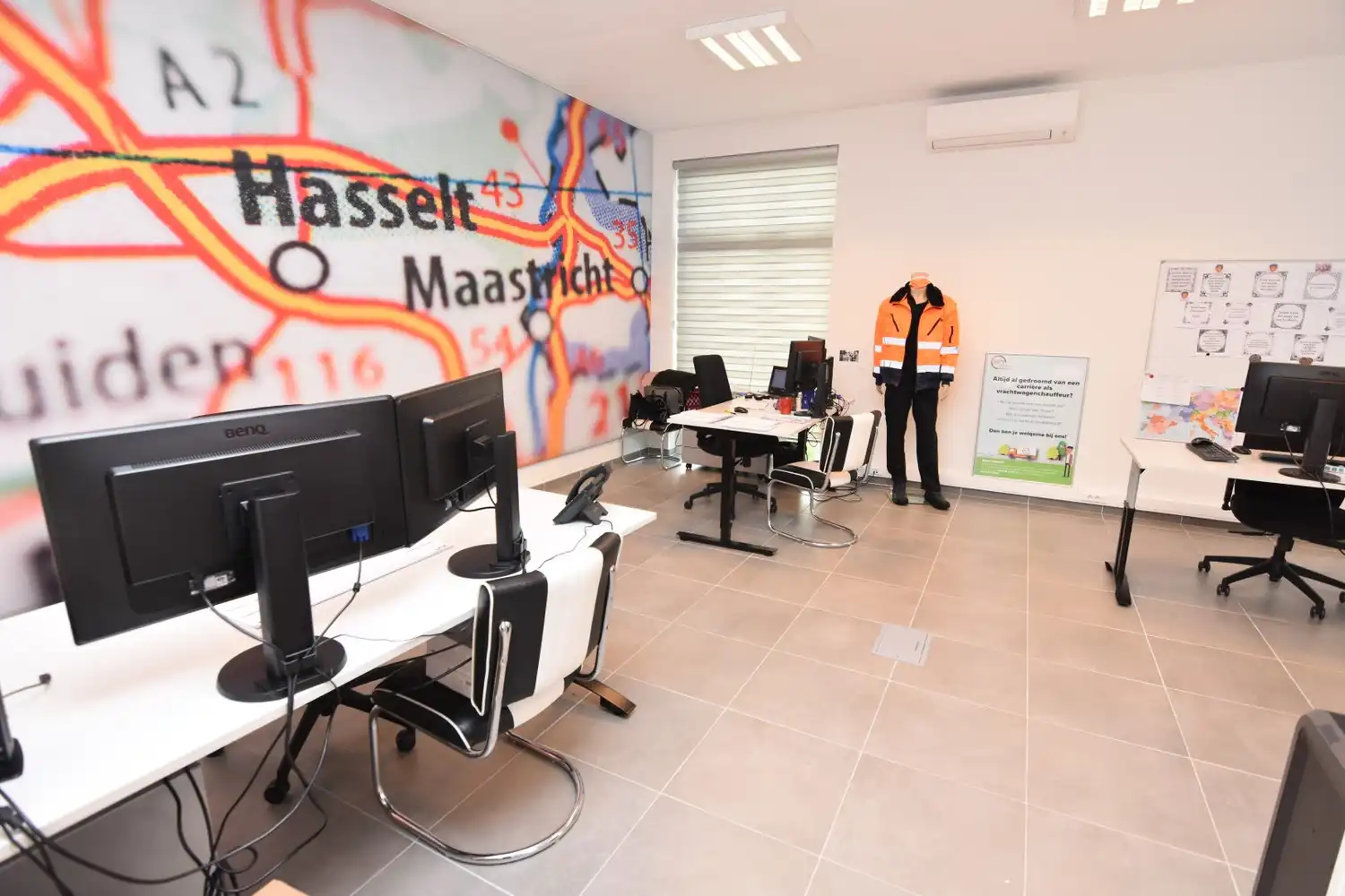 CENTRAAL GELEGEN KANTOORRUIMTE 110M2 foto 5