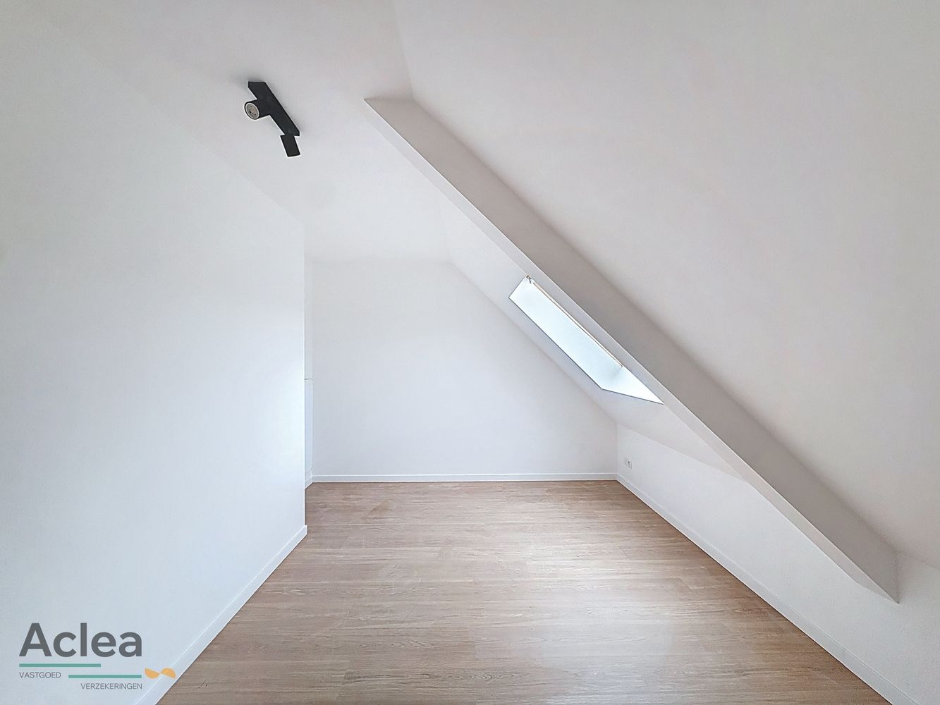 Knap gerenoveerde woning foto 10