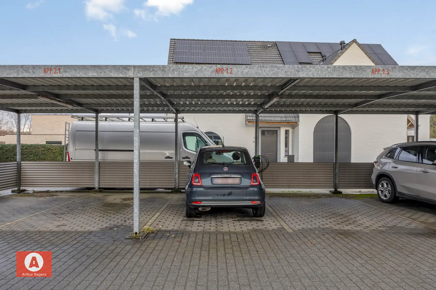 Energiezuinig appartement + autostaanplaats + kelder-berging foto 27