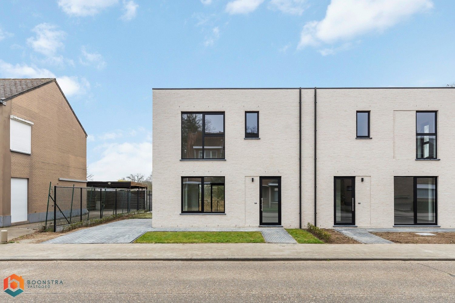 Energiezuinige nieuwbouwwoning met 3 slpkrs en tuin in Olen foto {{pictureIndex}}