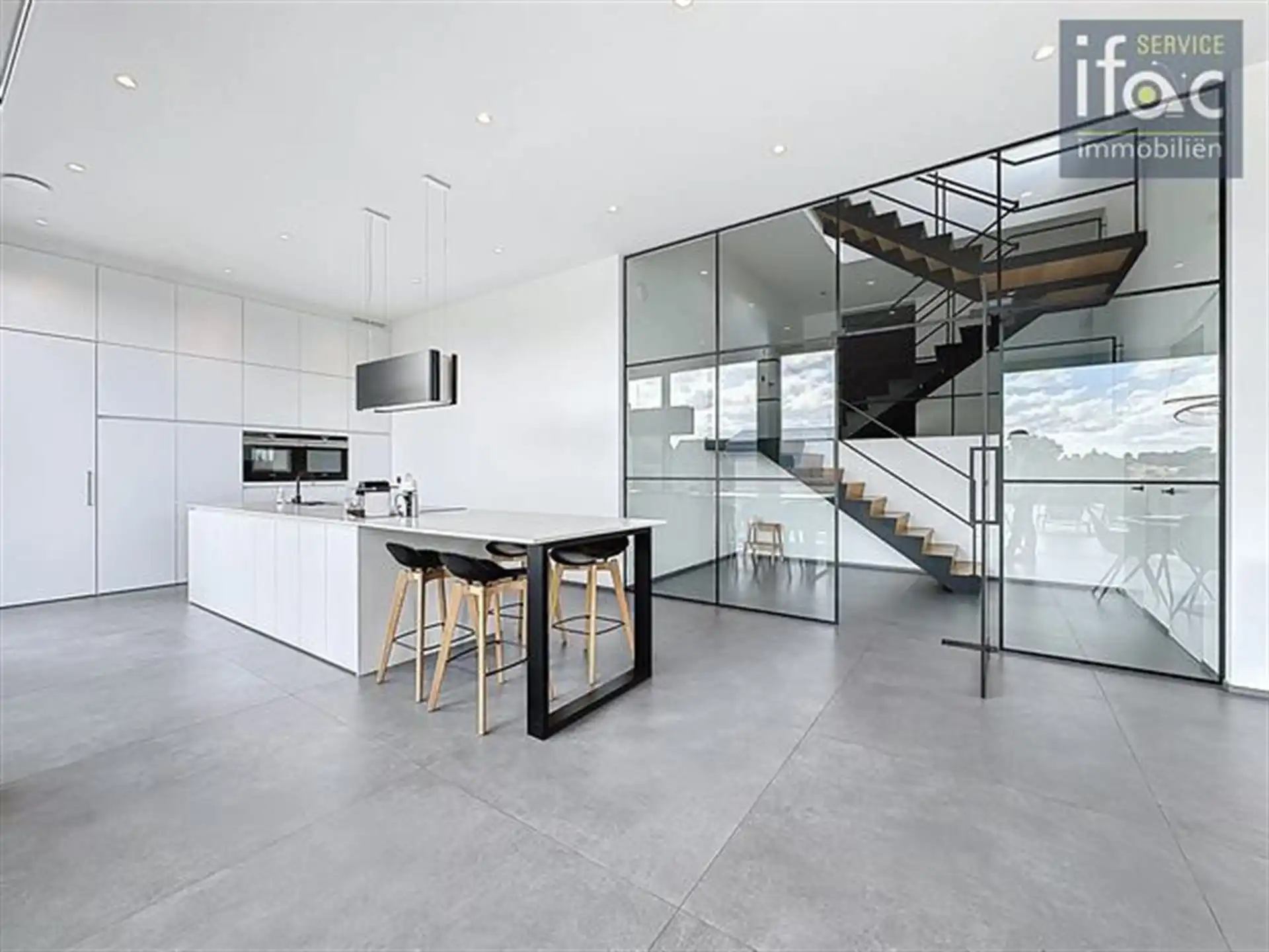 Energiezuinige villa met lichtrijke leefruimtes en grote tuin foto 6